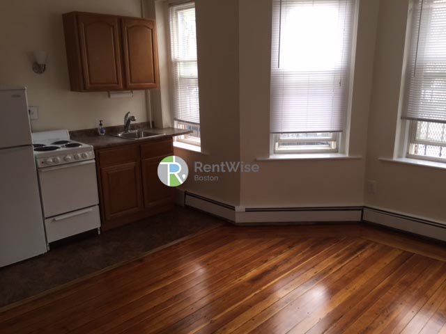 Photo of 53 South Huntington Avenue