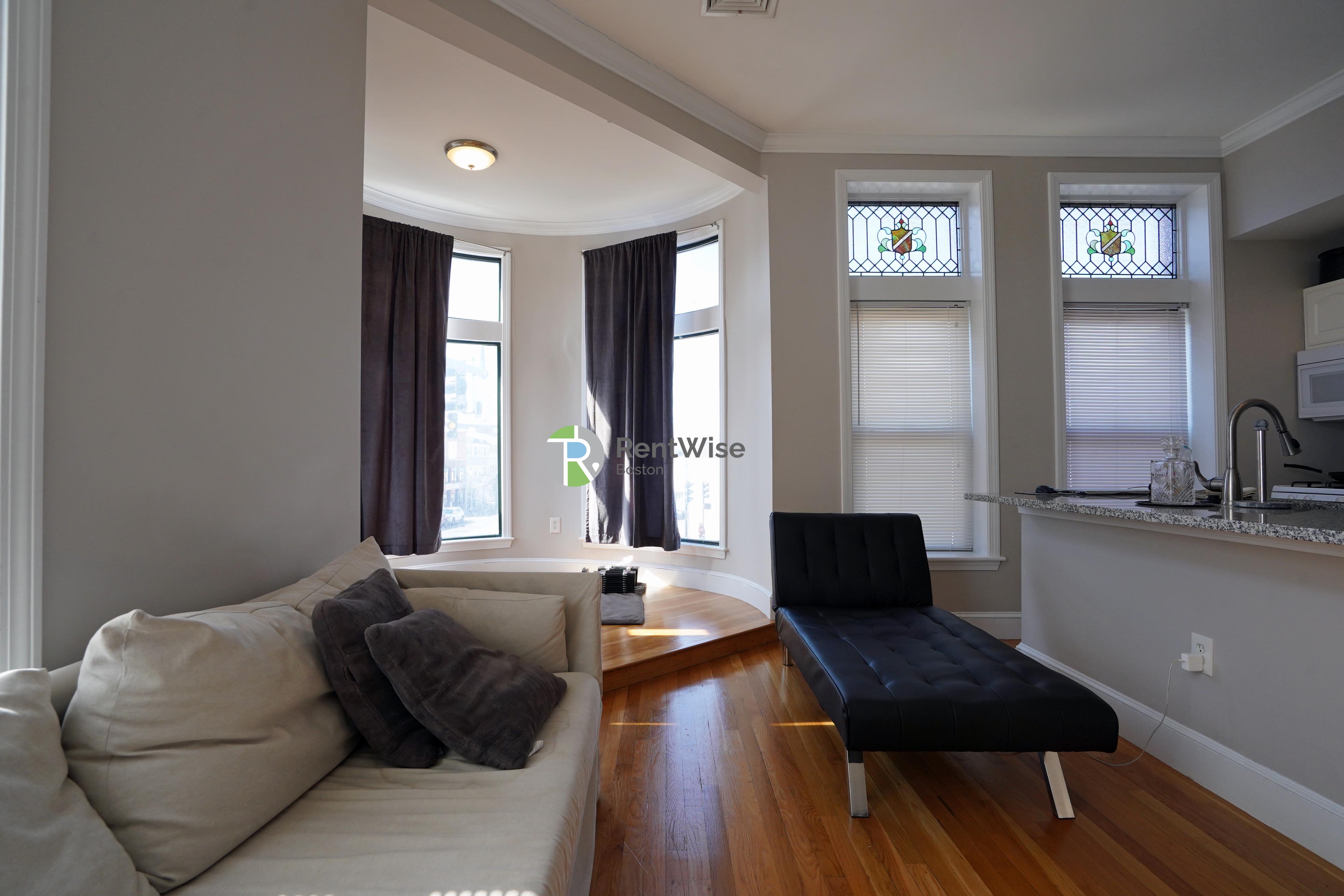 Photo of 365 Washington Street