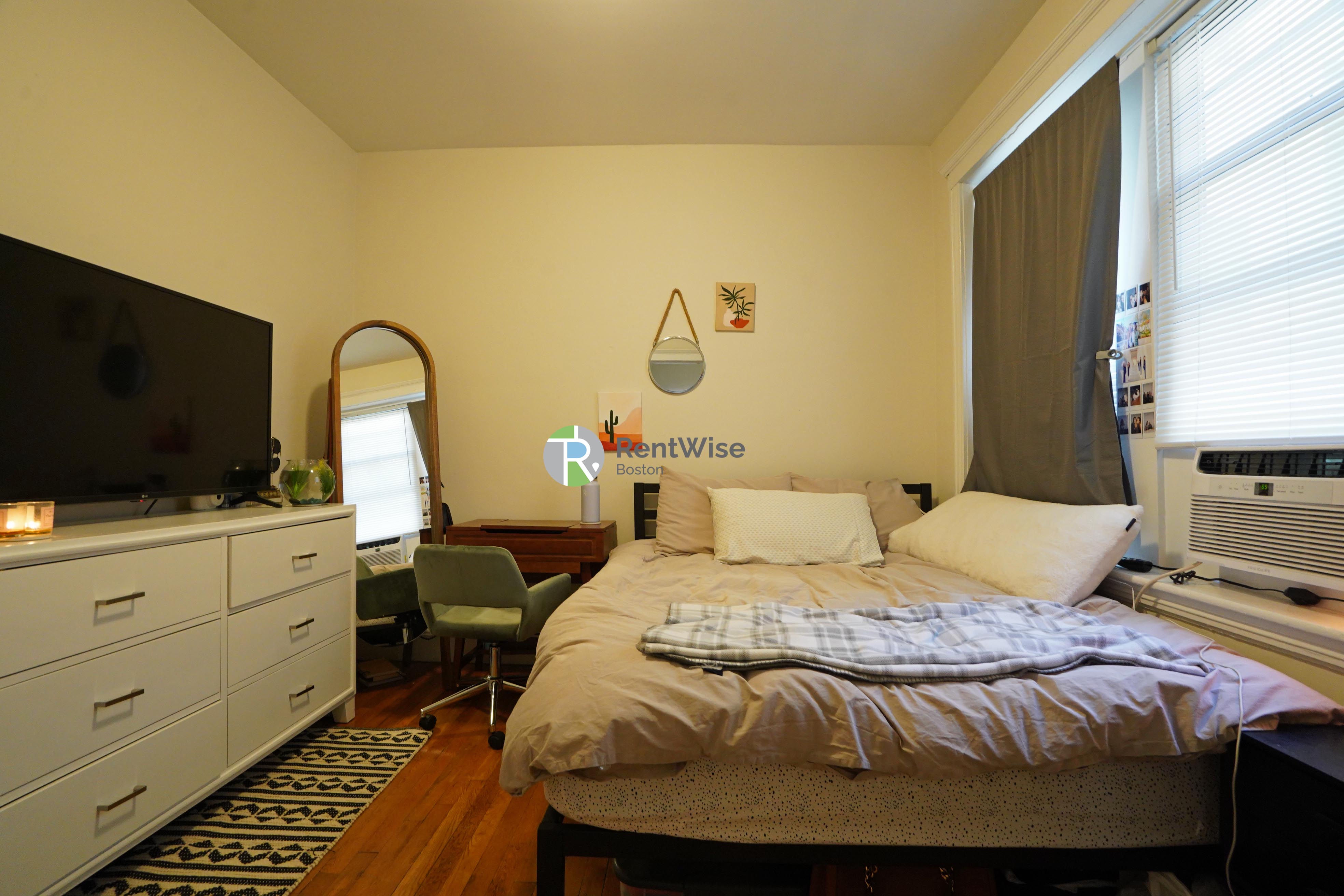 Photo of 3  Carol Ave