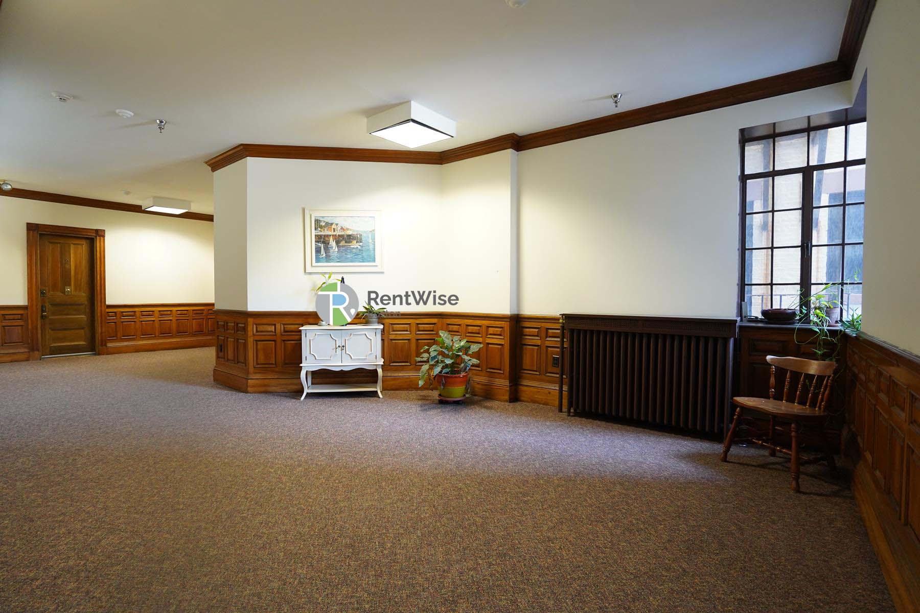 Photo of 504 Beacon St