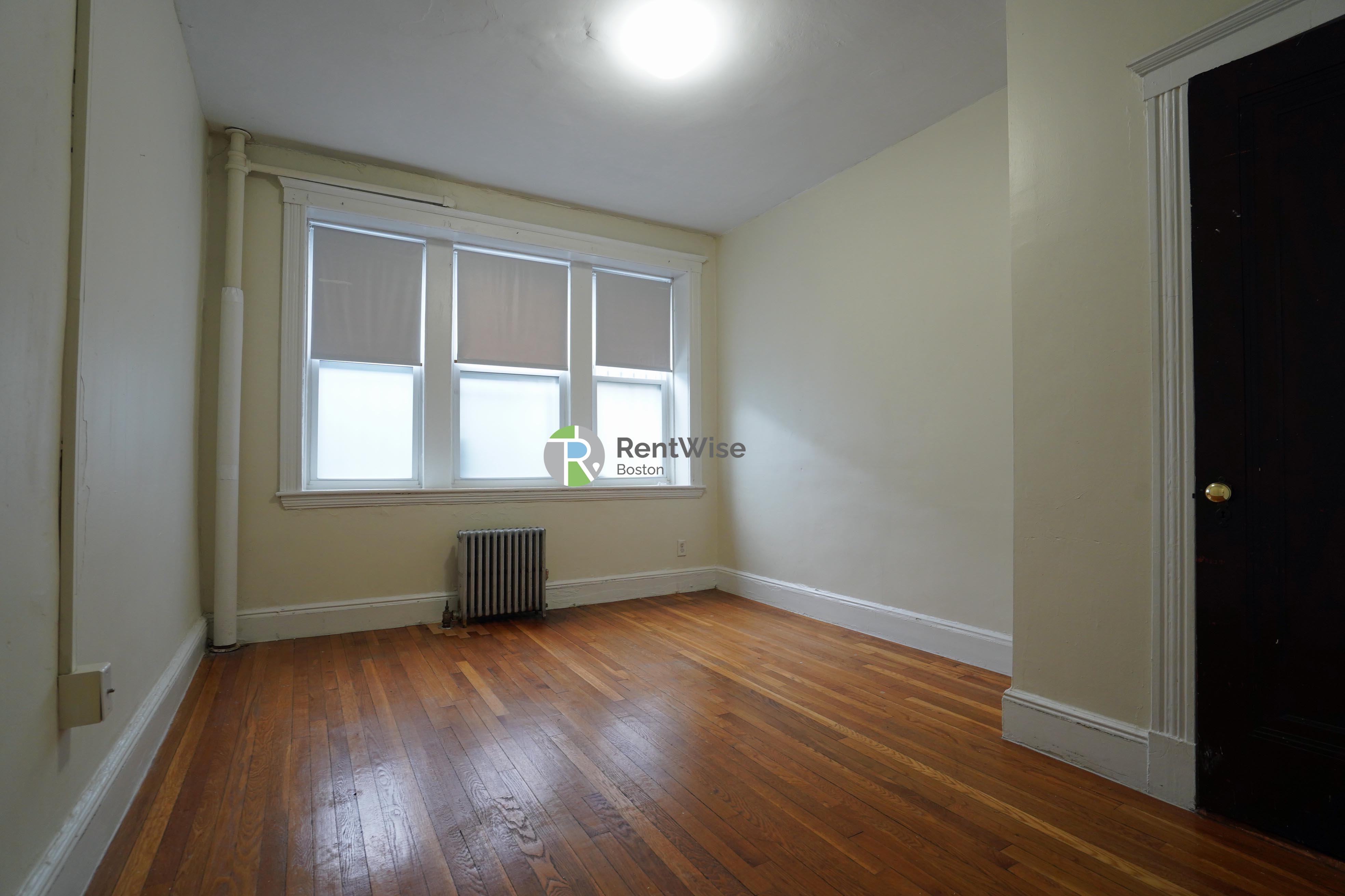 Photo of 1800 Commonwealth Avenue