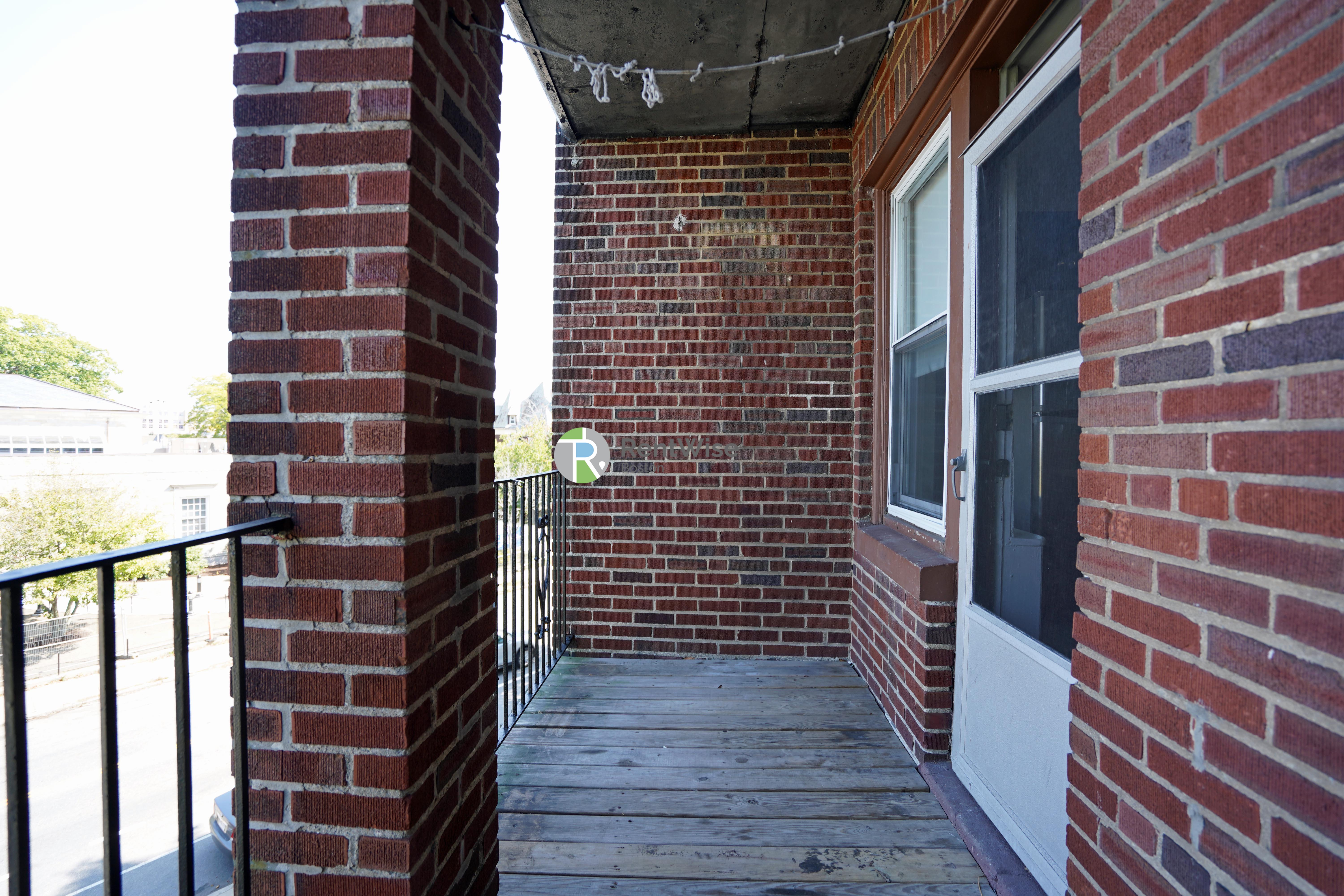 Photo of 41 Chestnut Hill Ave