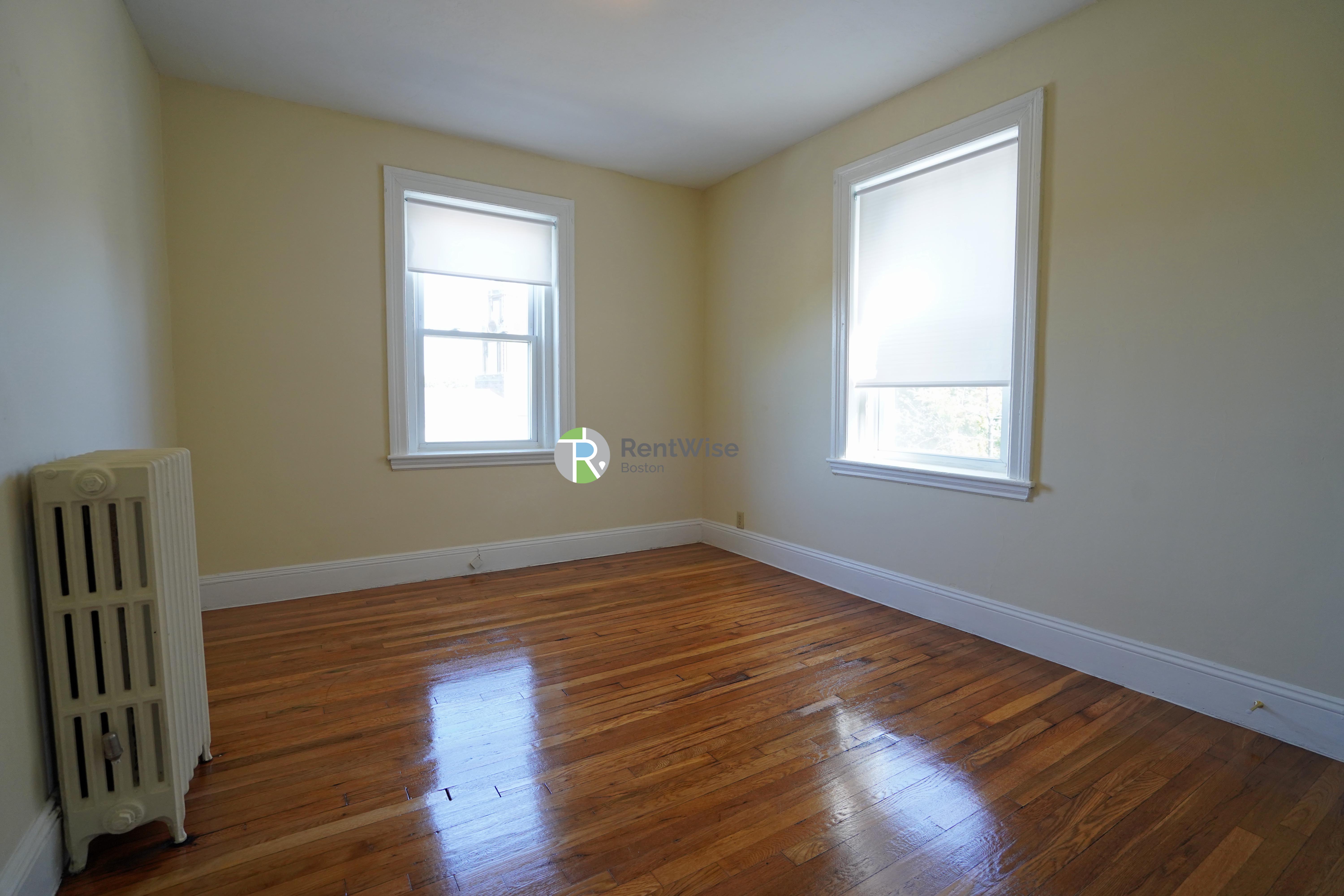 Photo of 41 Chestnut Hill Ave