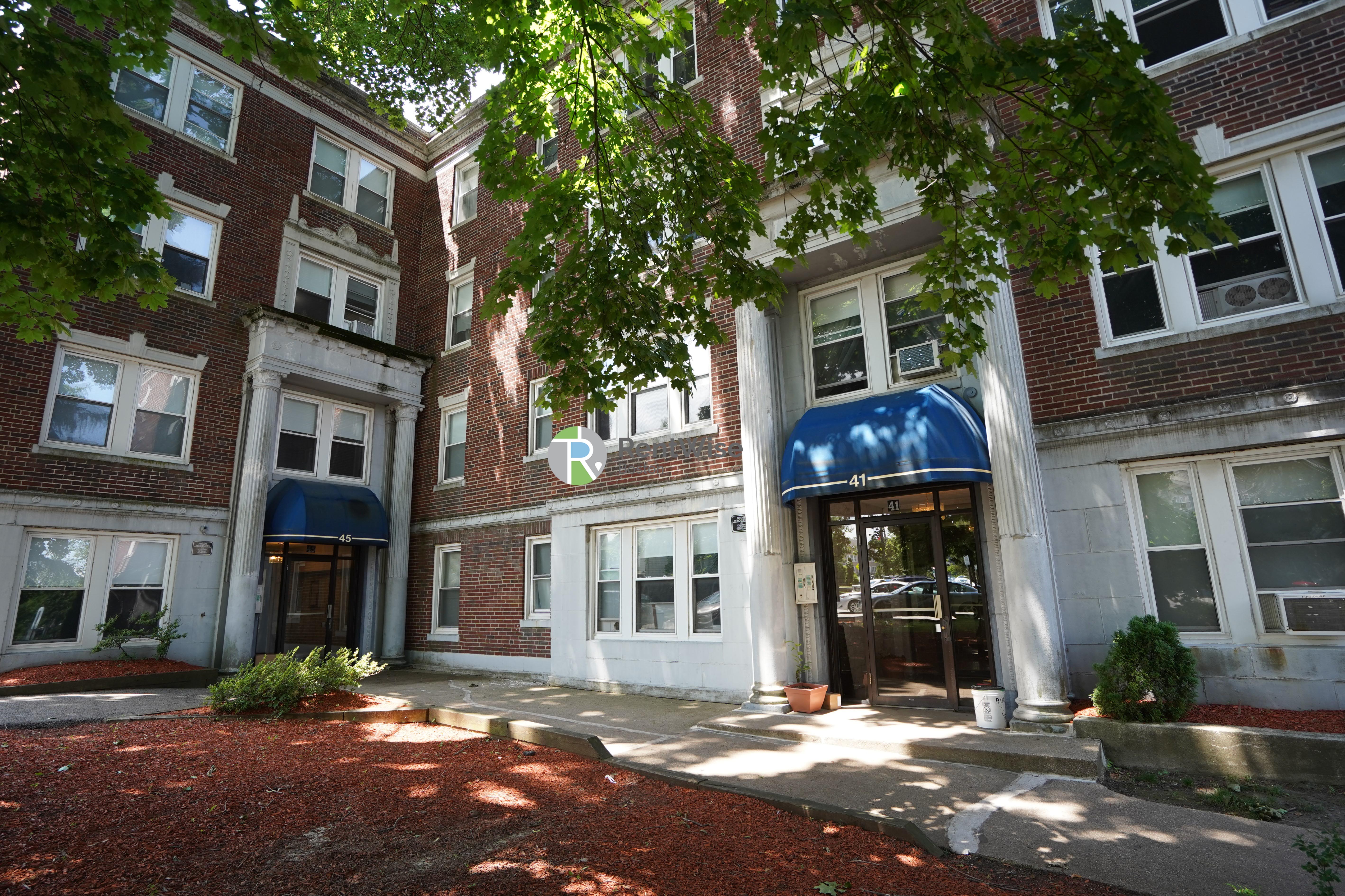 Photo of 41 Chestnut Hill Ave
