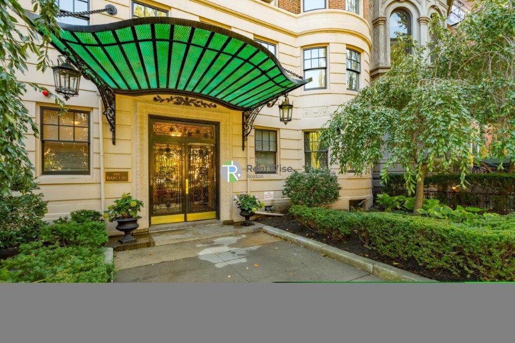 Photo of 12 Commonwealth Ave