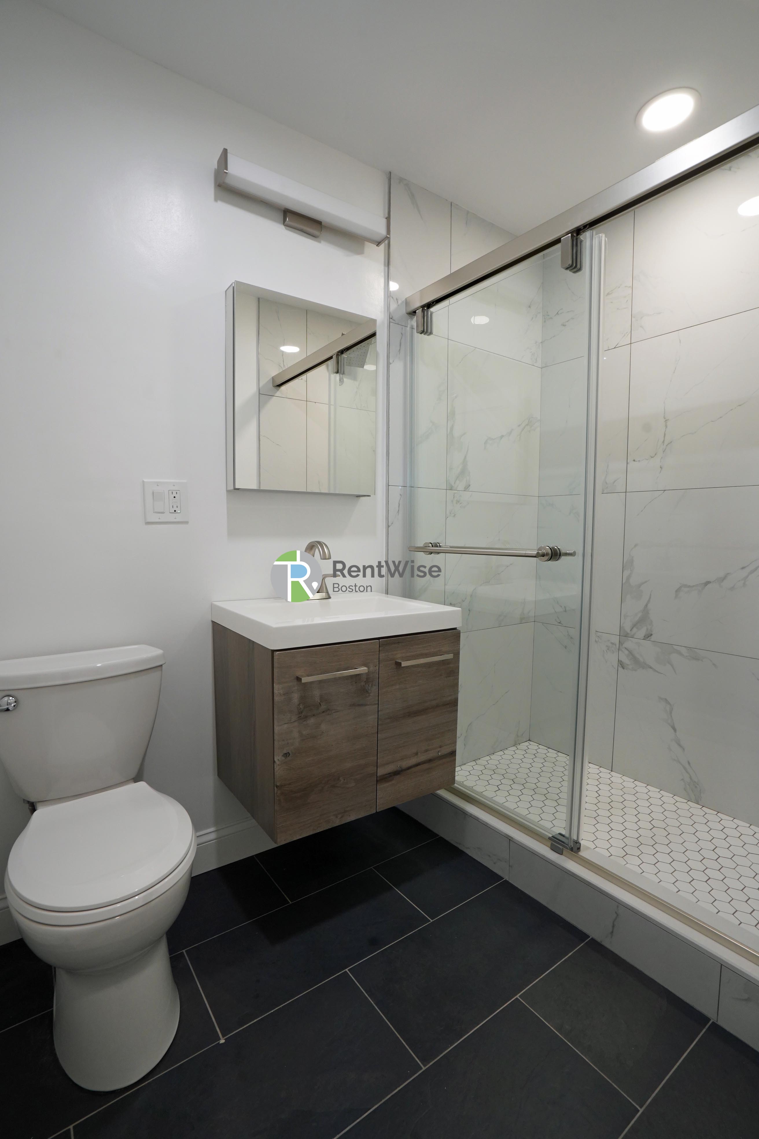 Photo of 379 Commonwealth Ave