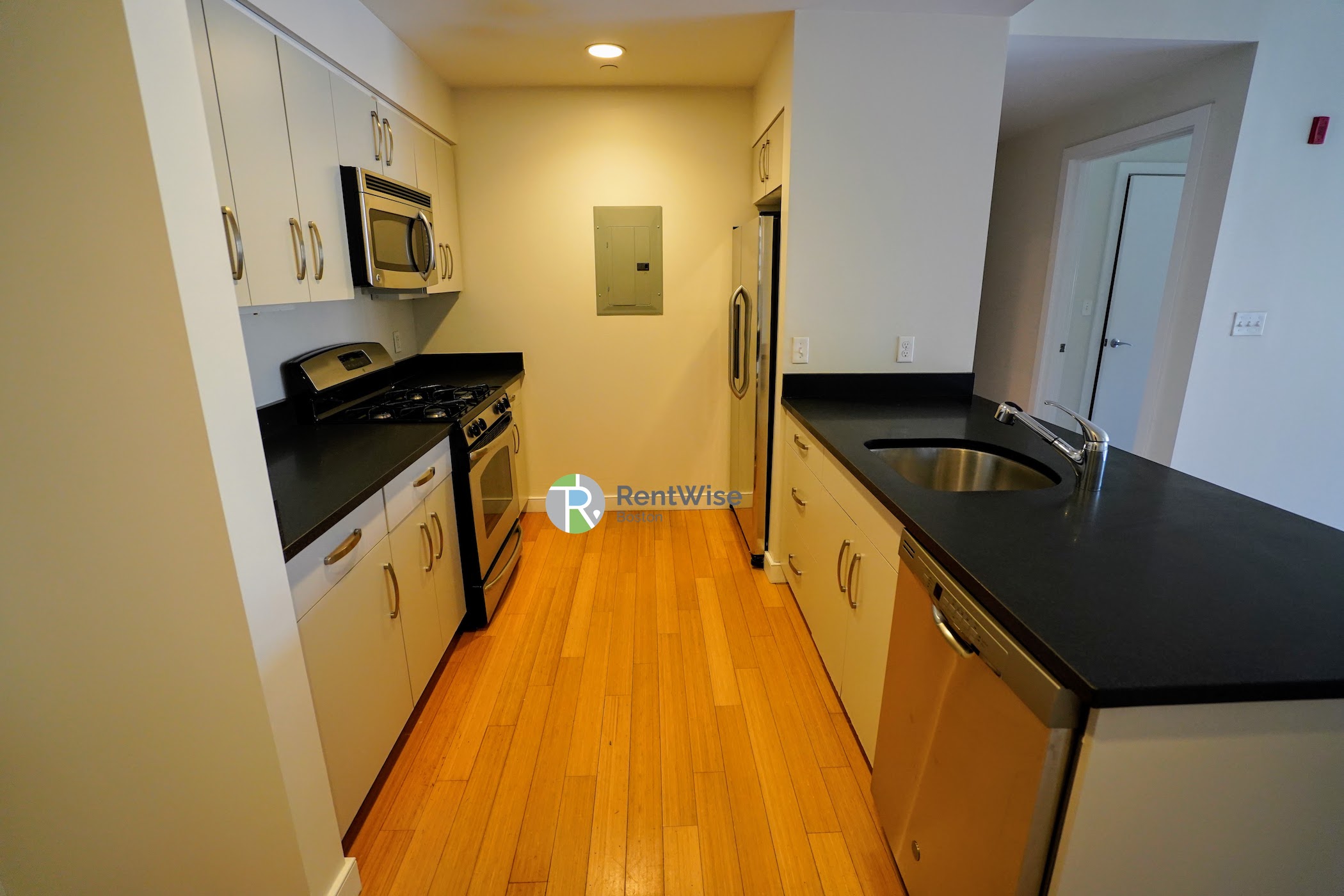 Photo of 601 Albany Street