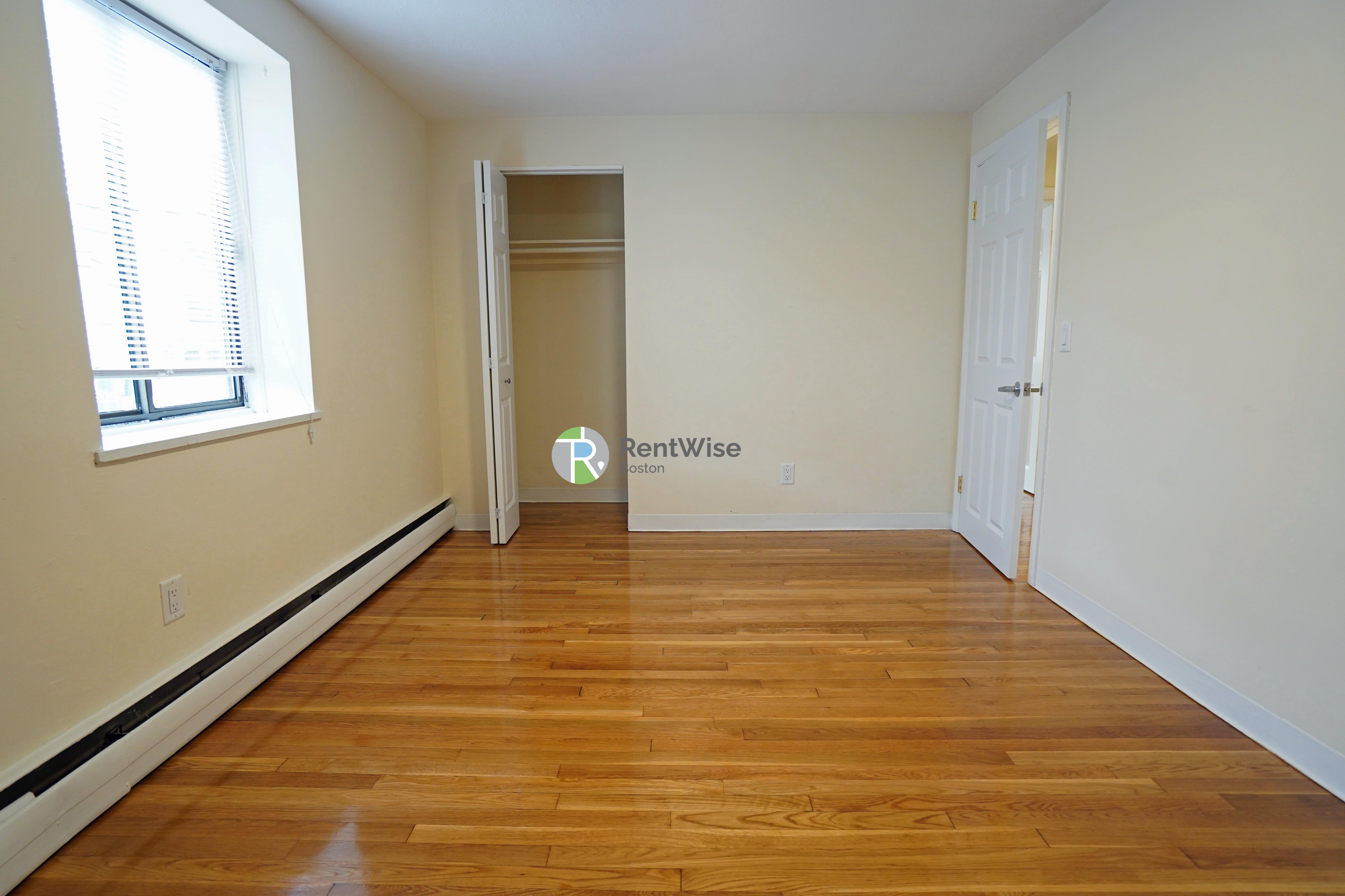 Photo of 222 Babcock St