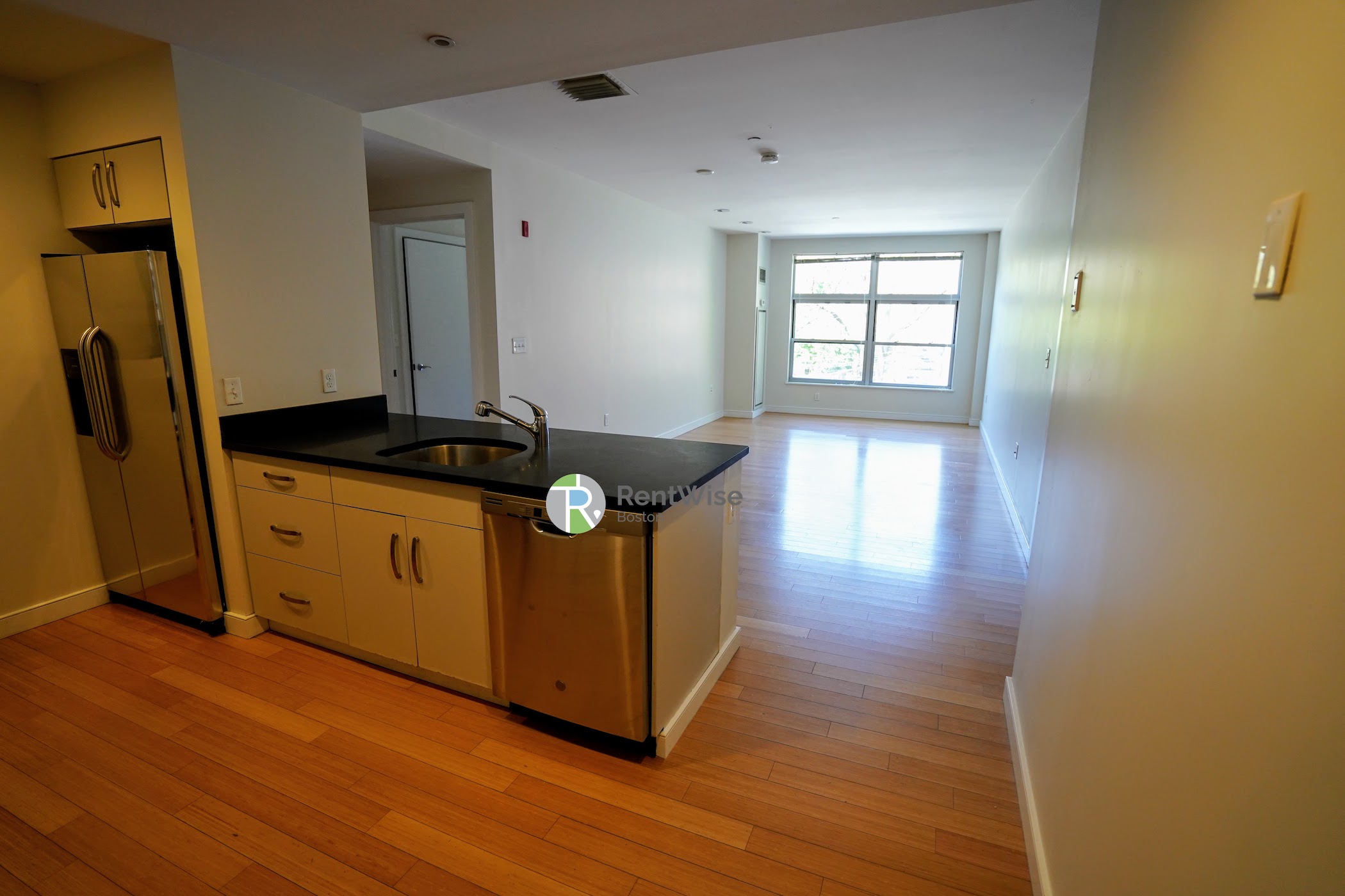 Photo of 601 Albany Street