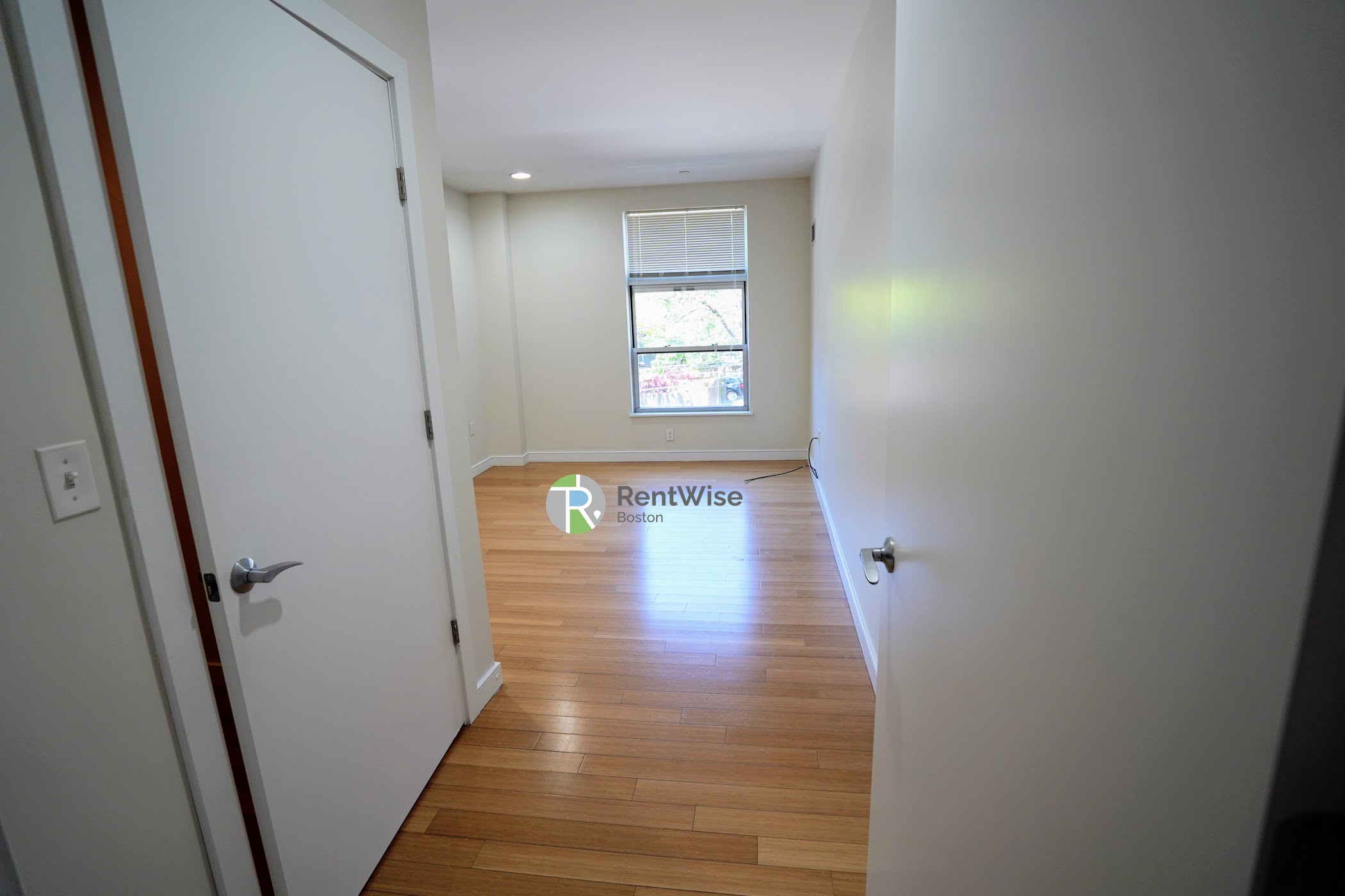 Photo of 601 Albany Street