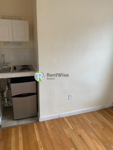 Photo of 53 South Huntington Avenue