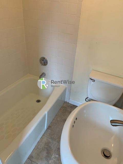 Photo of 49 South Huntington Avenue