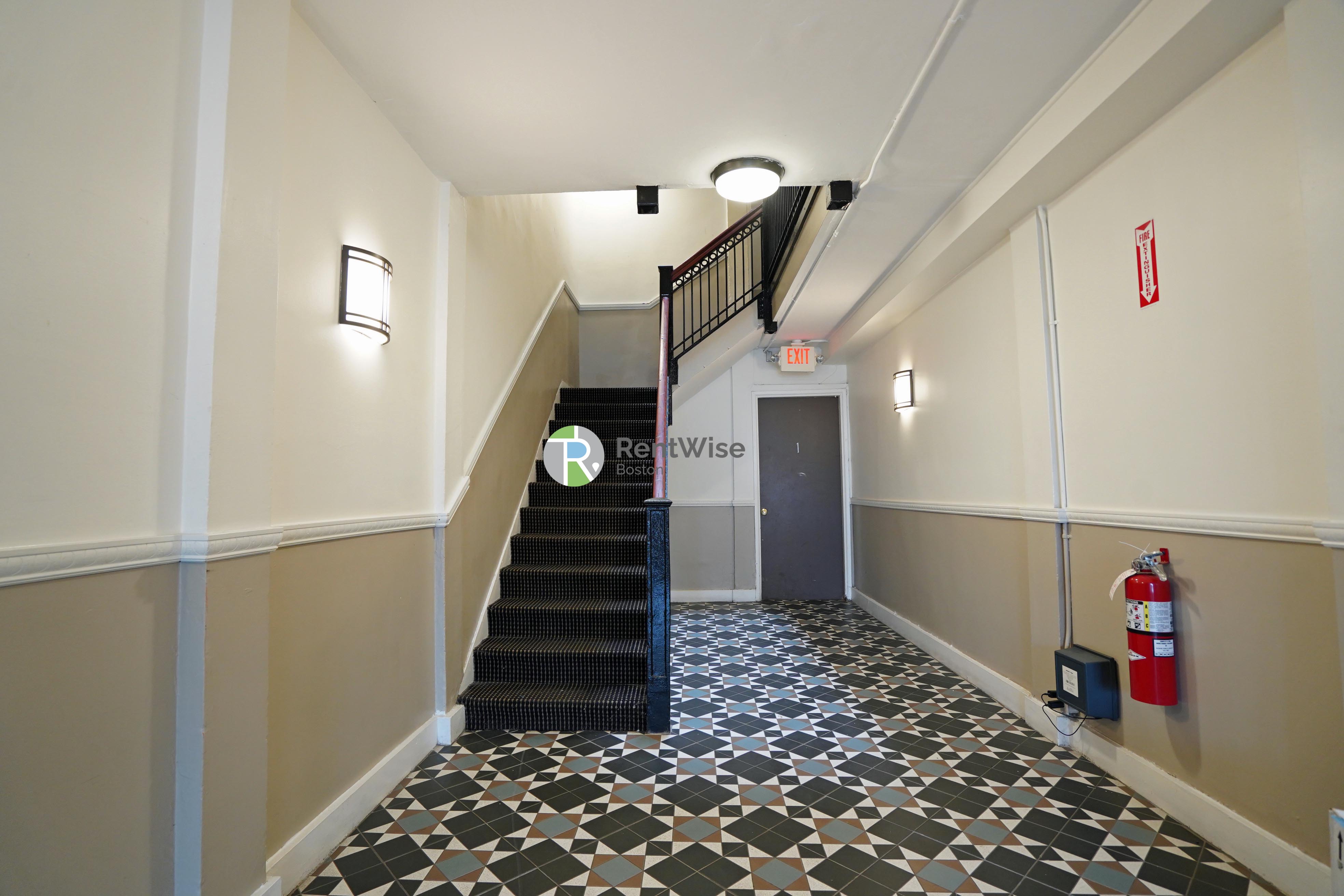Photo of 518 Cambridge Street