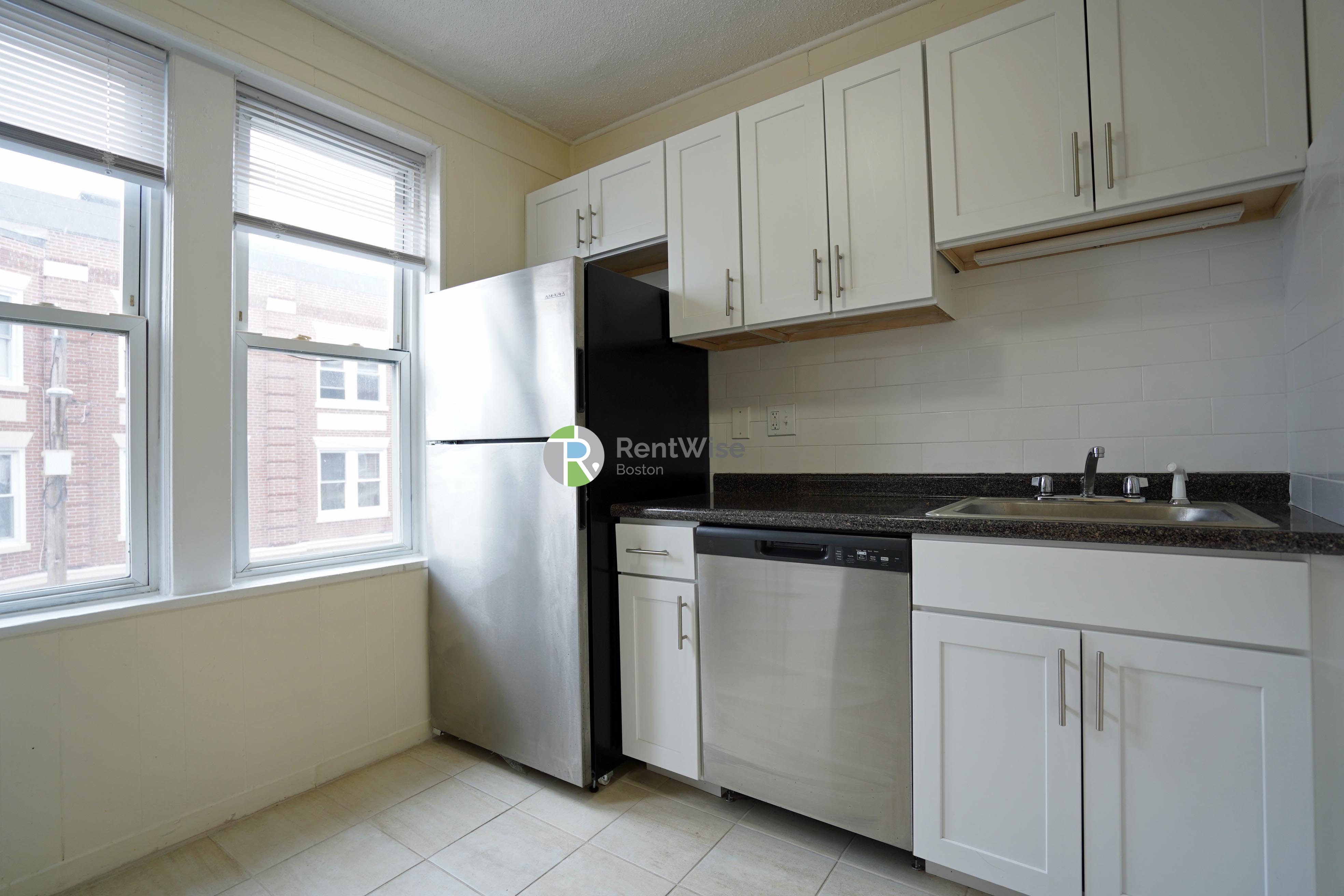 Photo of 518 Cambridge Street