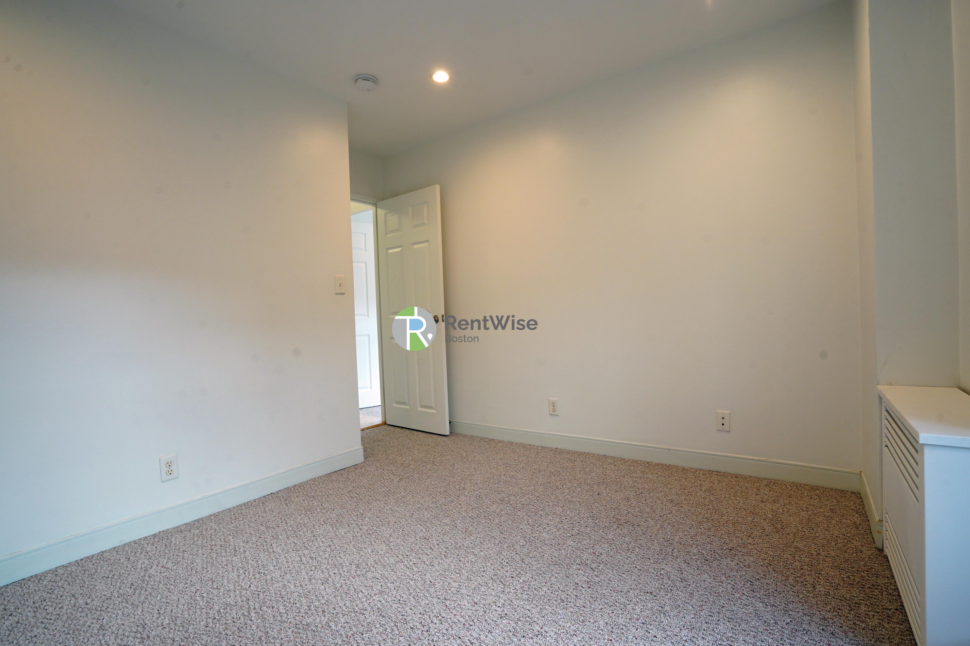 Photo of 10 Camelot Court