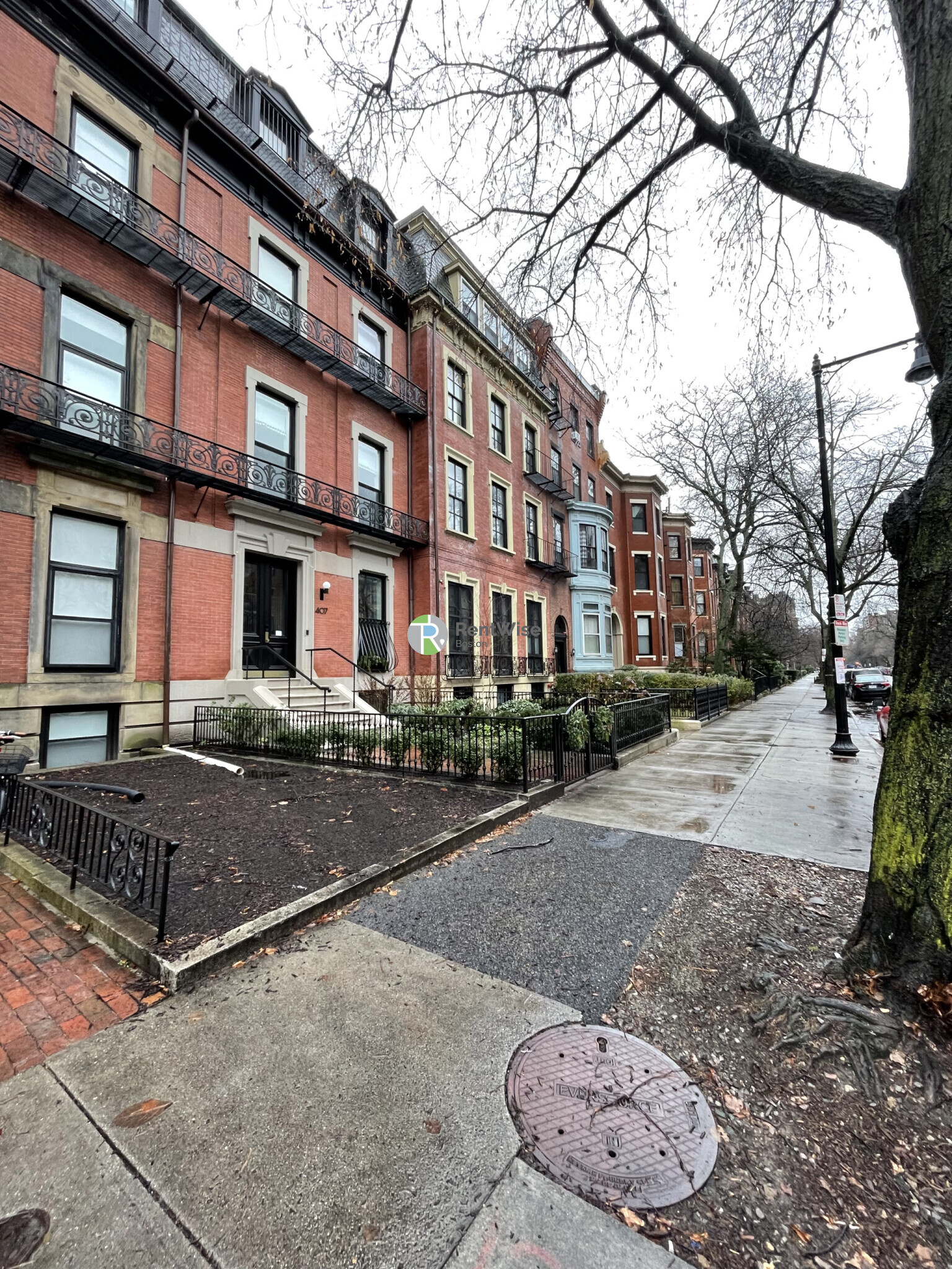 Photo of 405 Beacon St