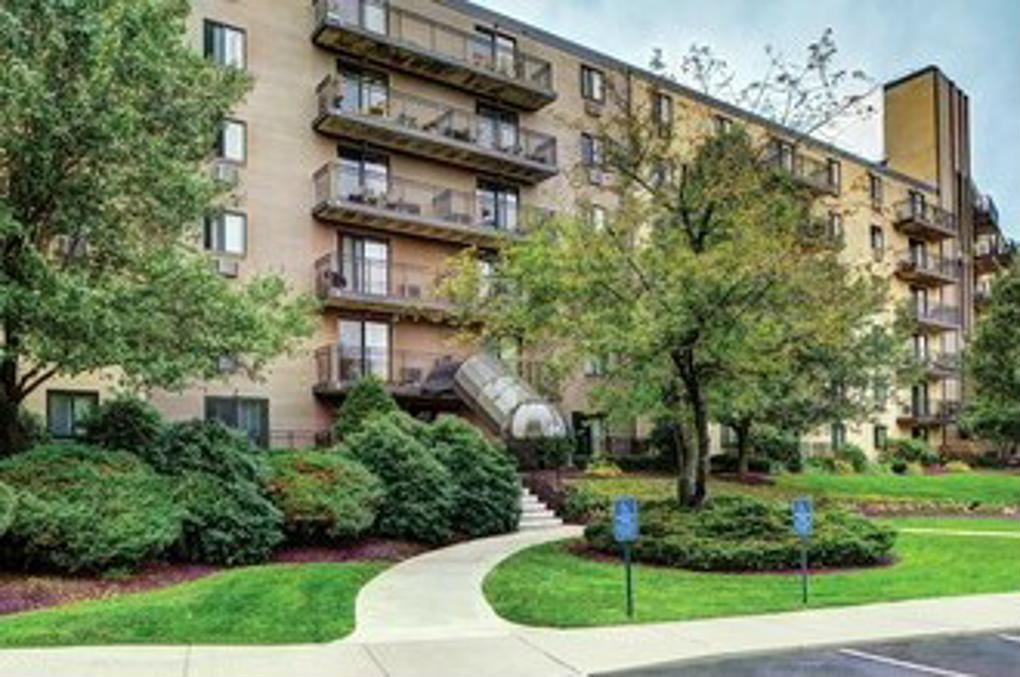 Photo of 10 Camelot Court