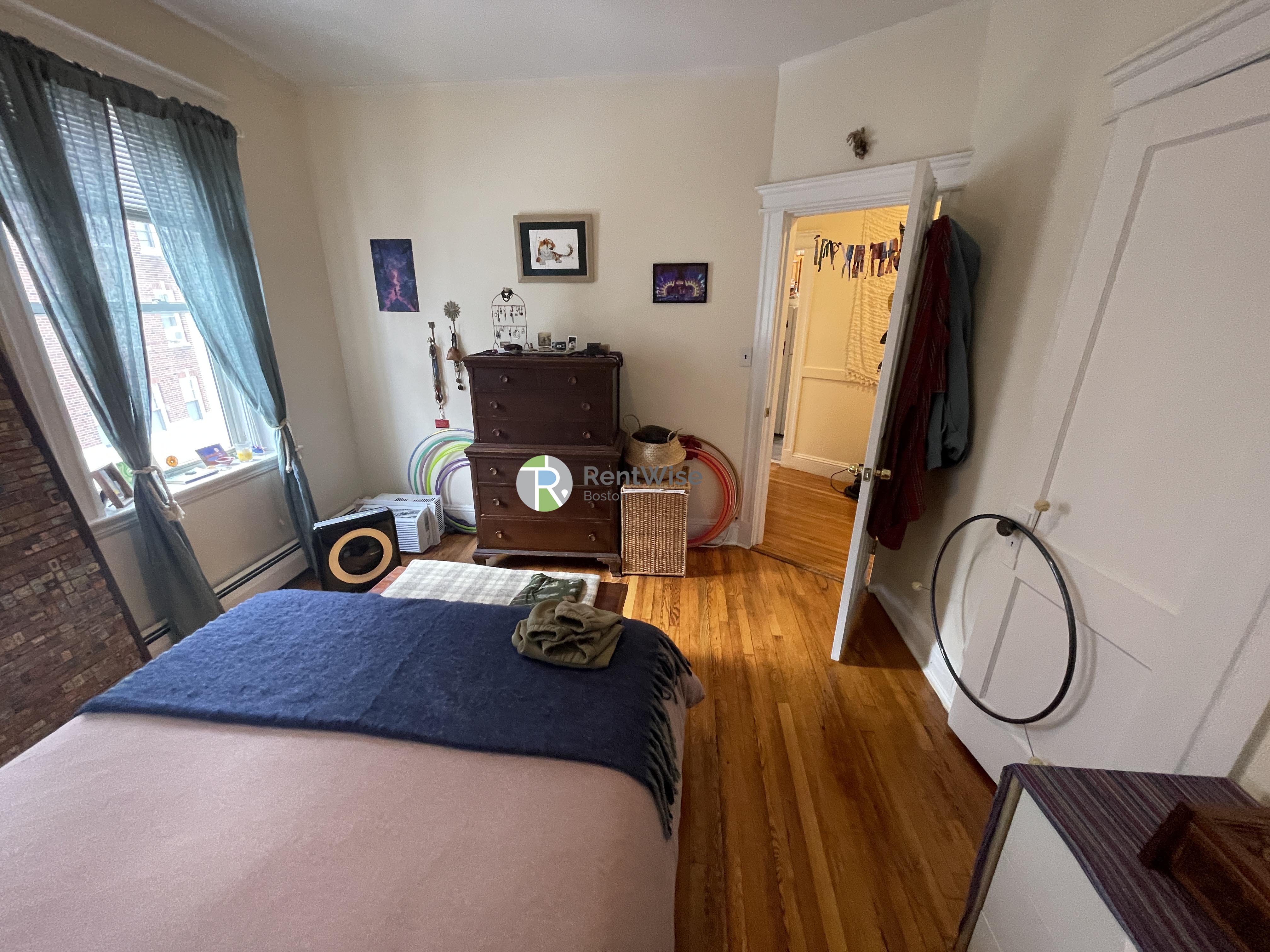 Photo of 1846 Commonwealth Avenue