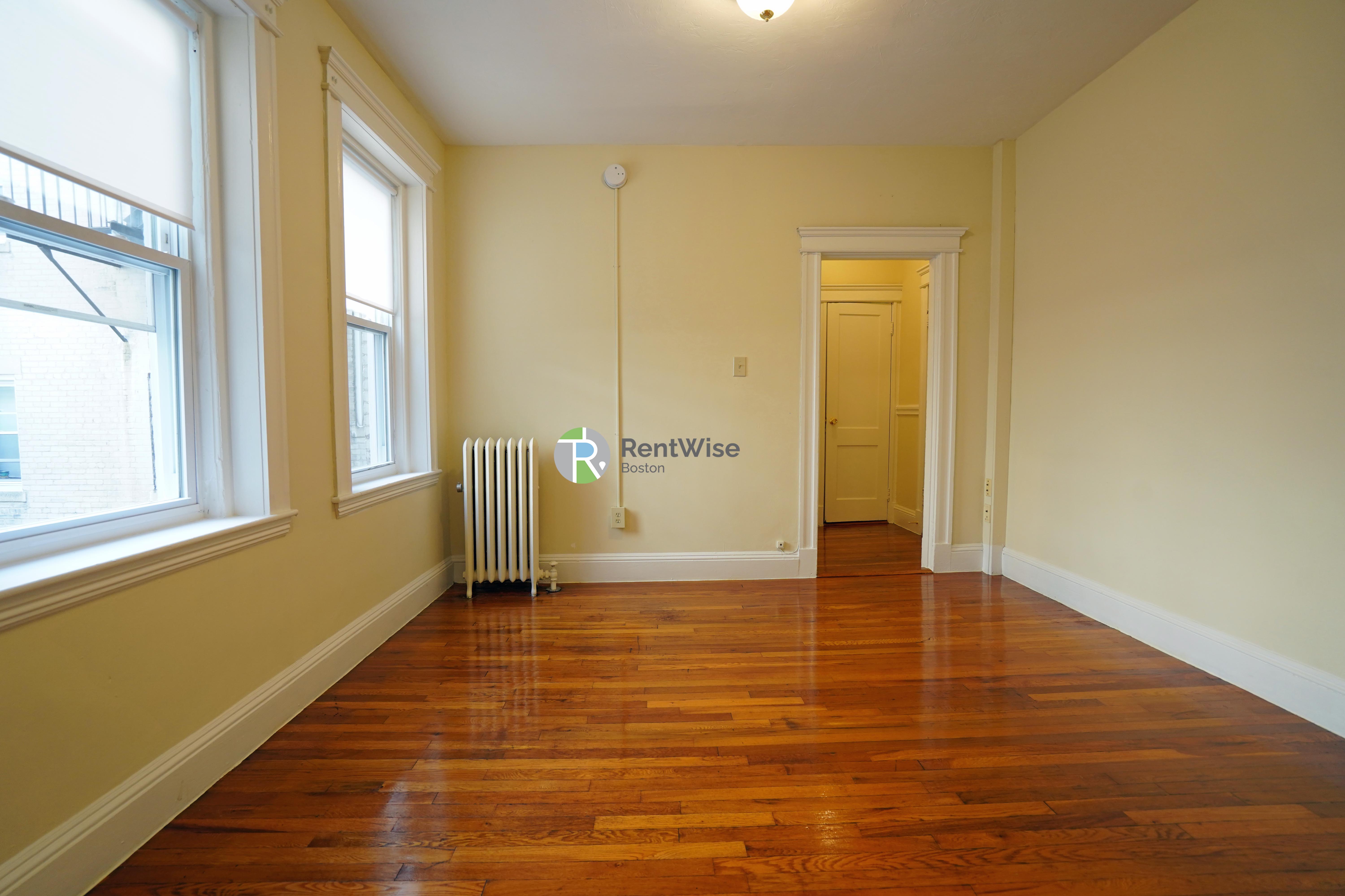 Photo of 221 Kelton Street
