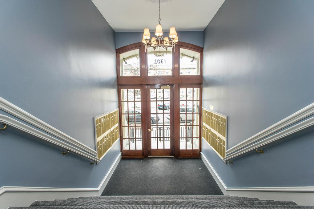 Photo of 1302 Commonwealth Ave