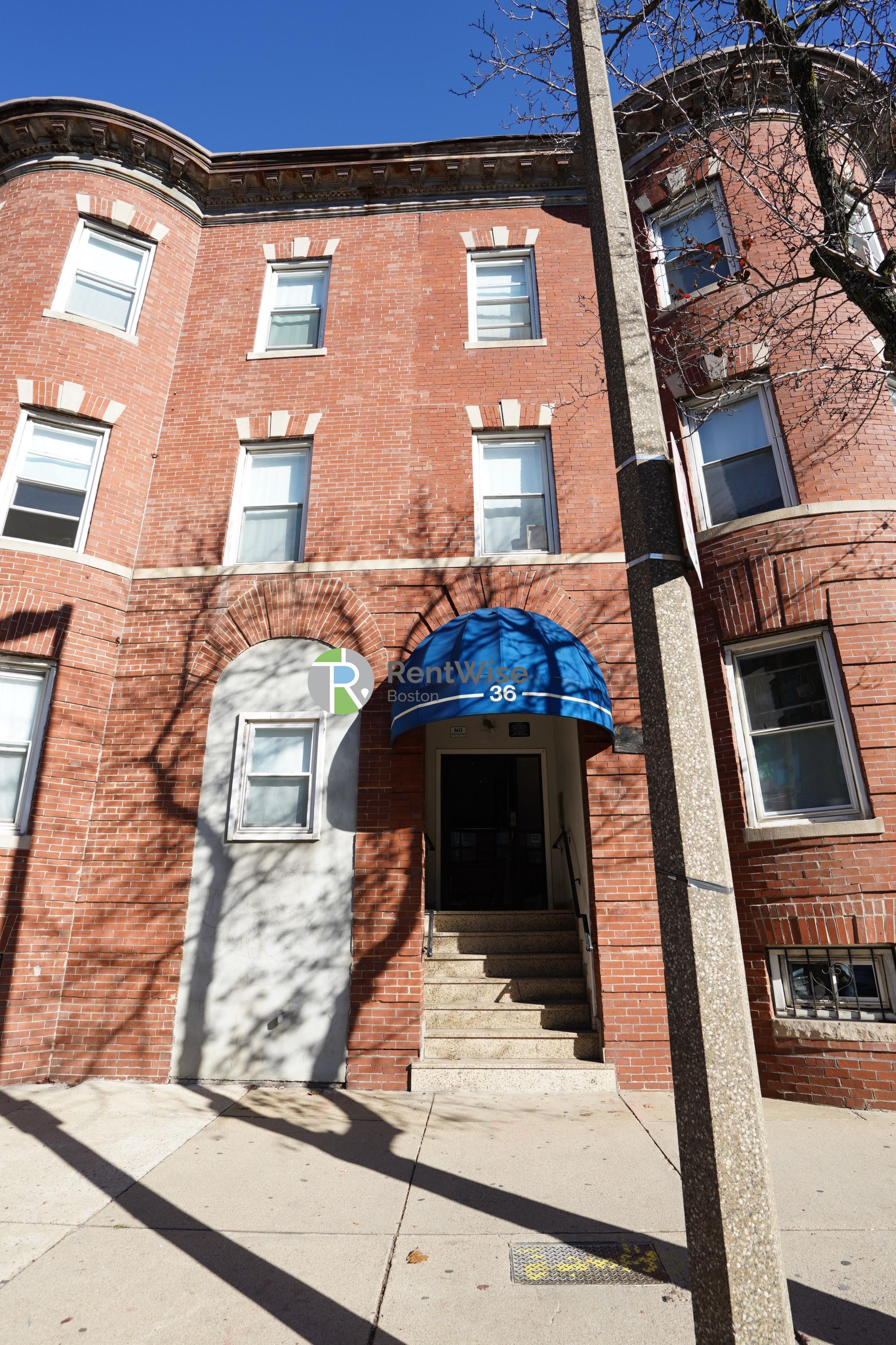 Photo of 36 South Huntington Avenue