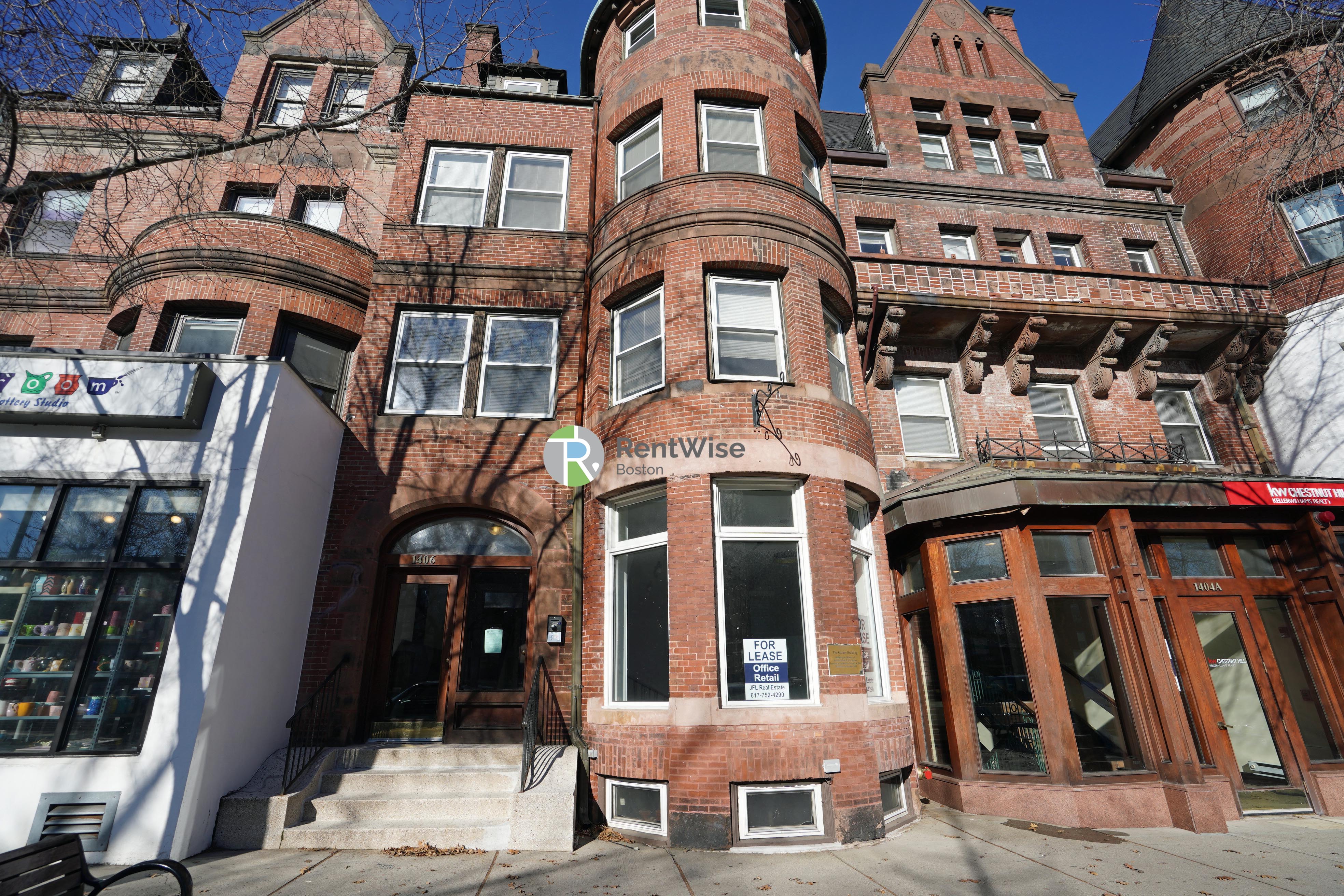 Photo of 1406 Beacon St