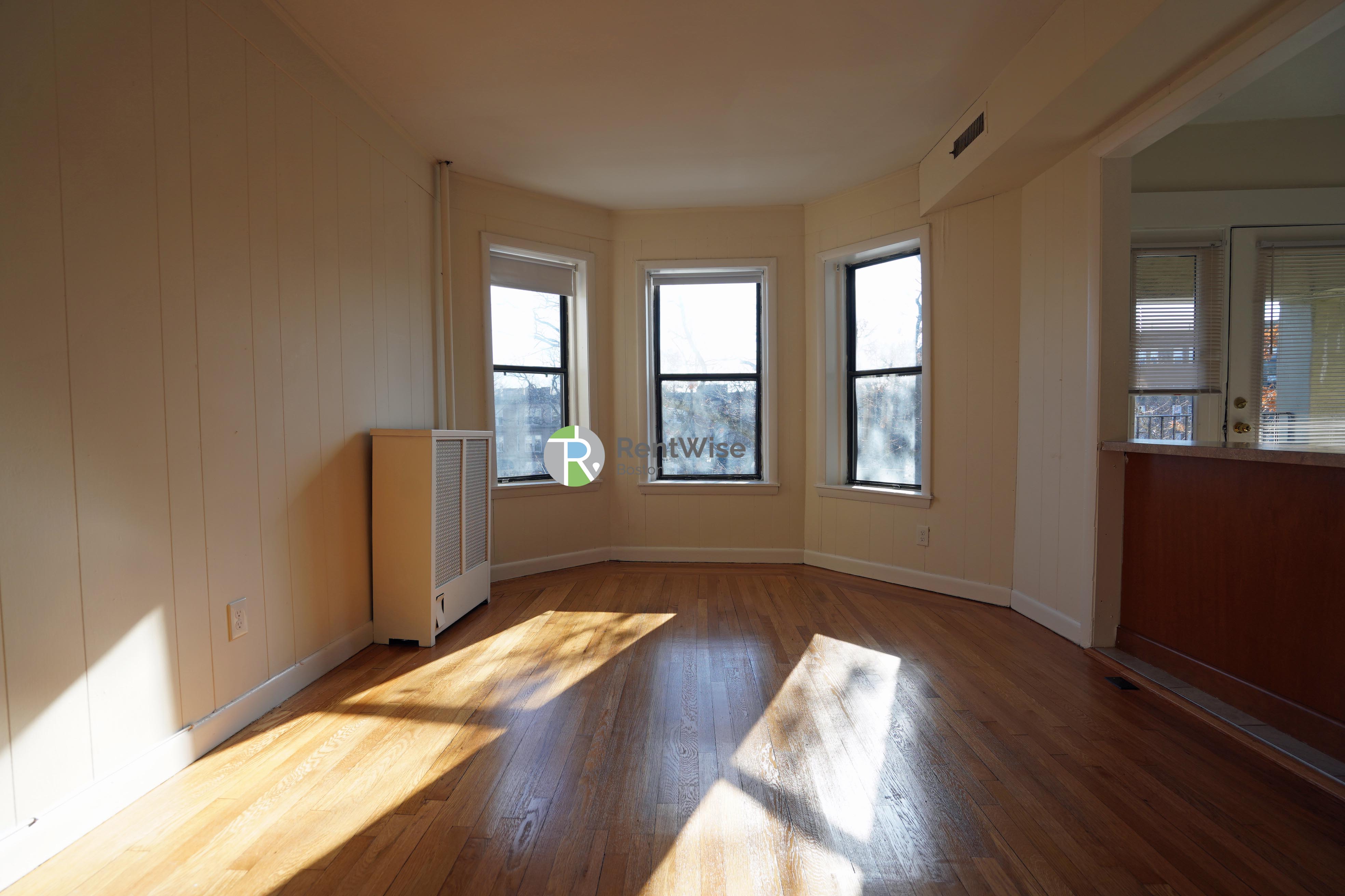 Photo of 1131 Commonwealth Avenue
