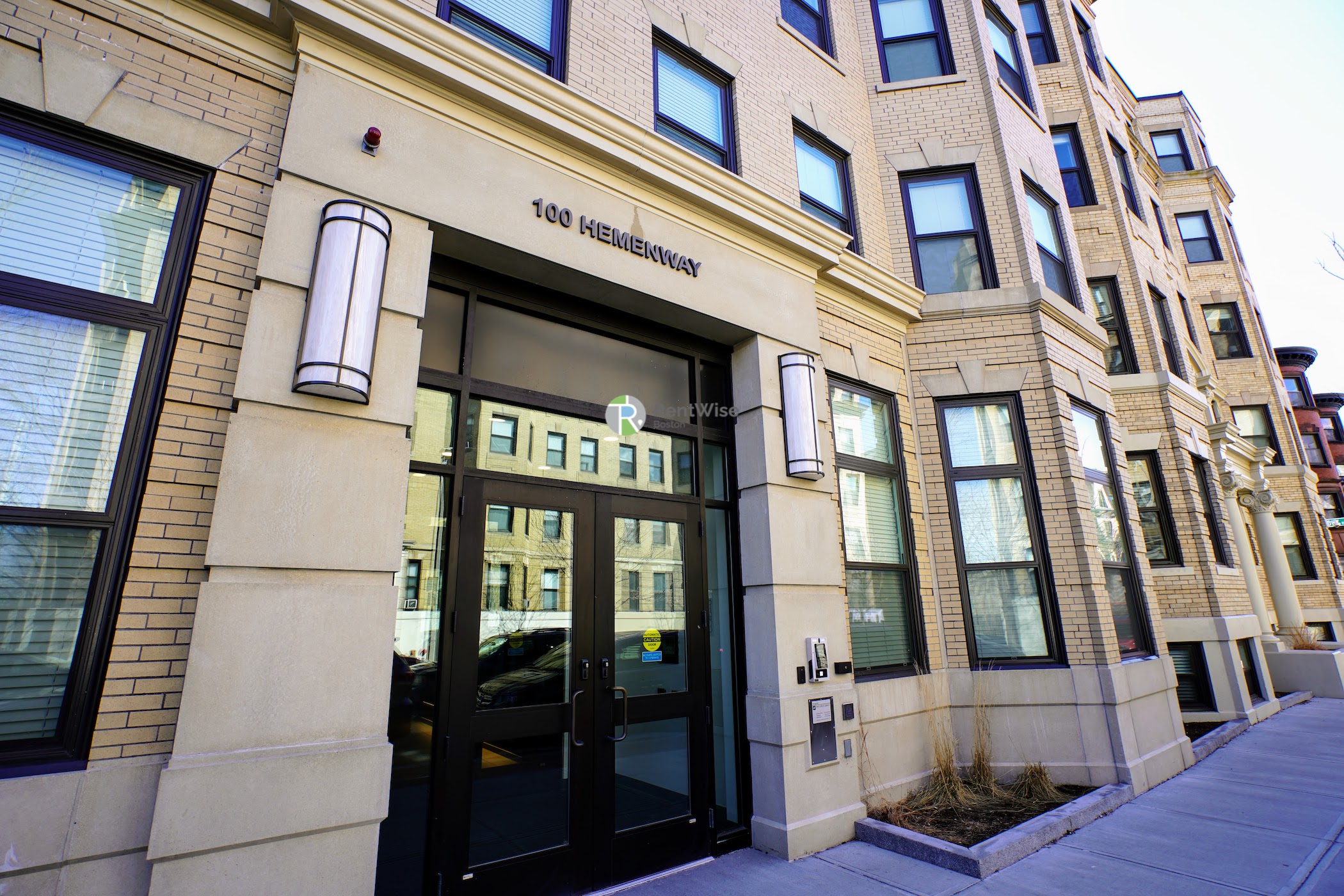 Photo of 100 Hemenway Street