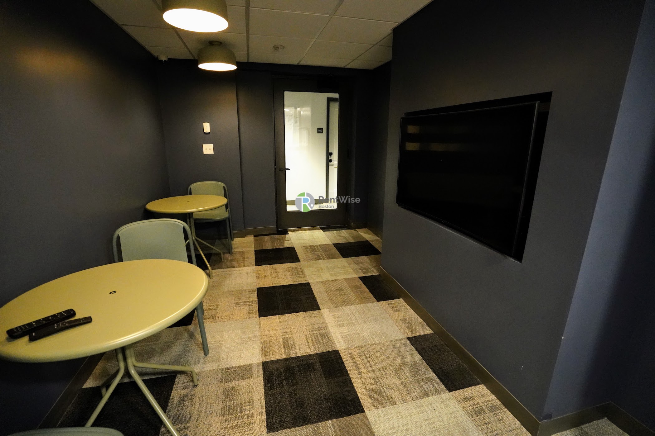 Photo of 100 Hemenway Street
