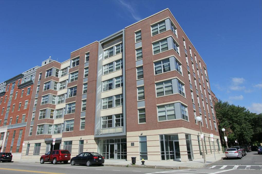 Photo of 601 Albany Street