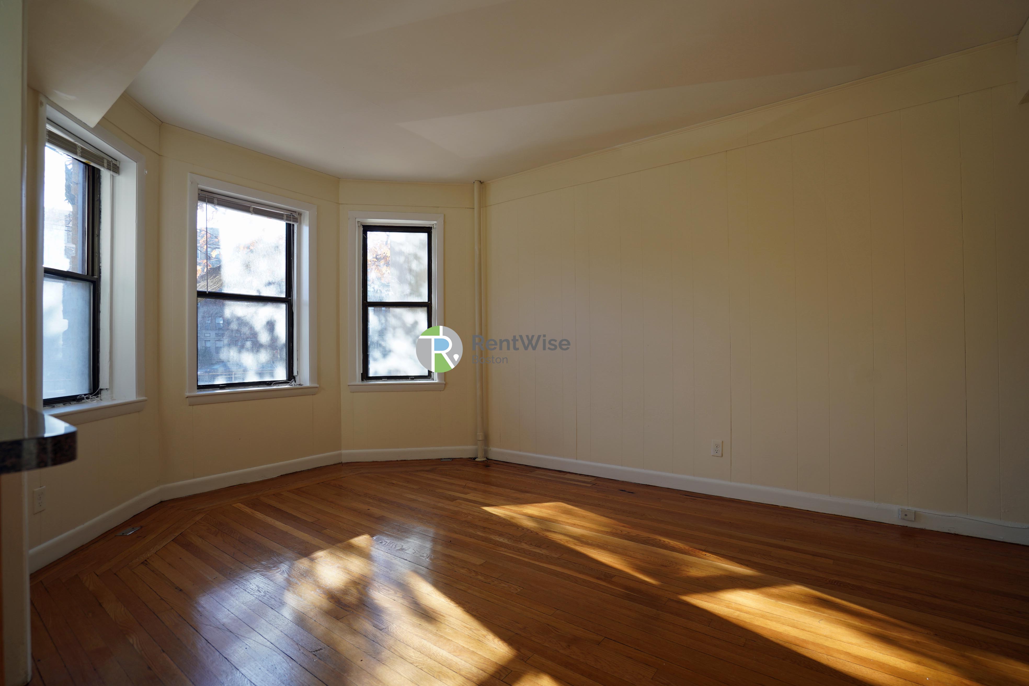 Photo of 1135 Commonwealth Avenue