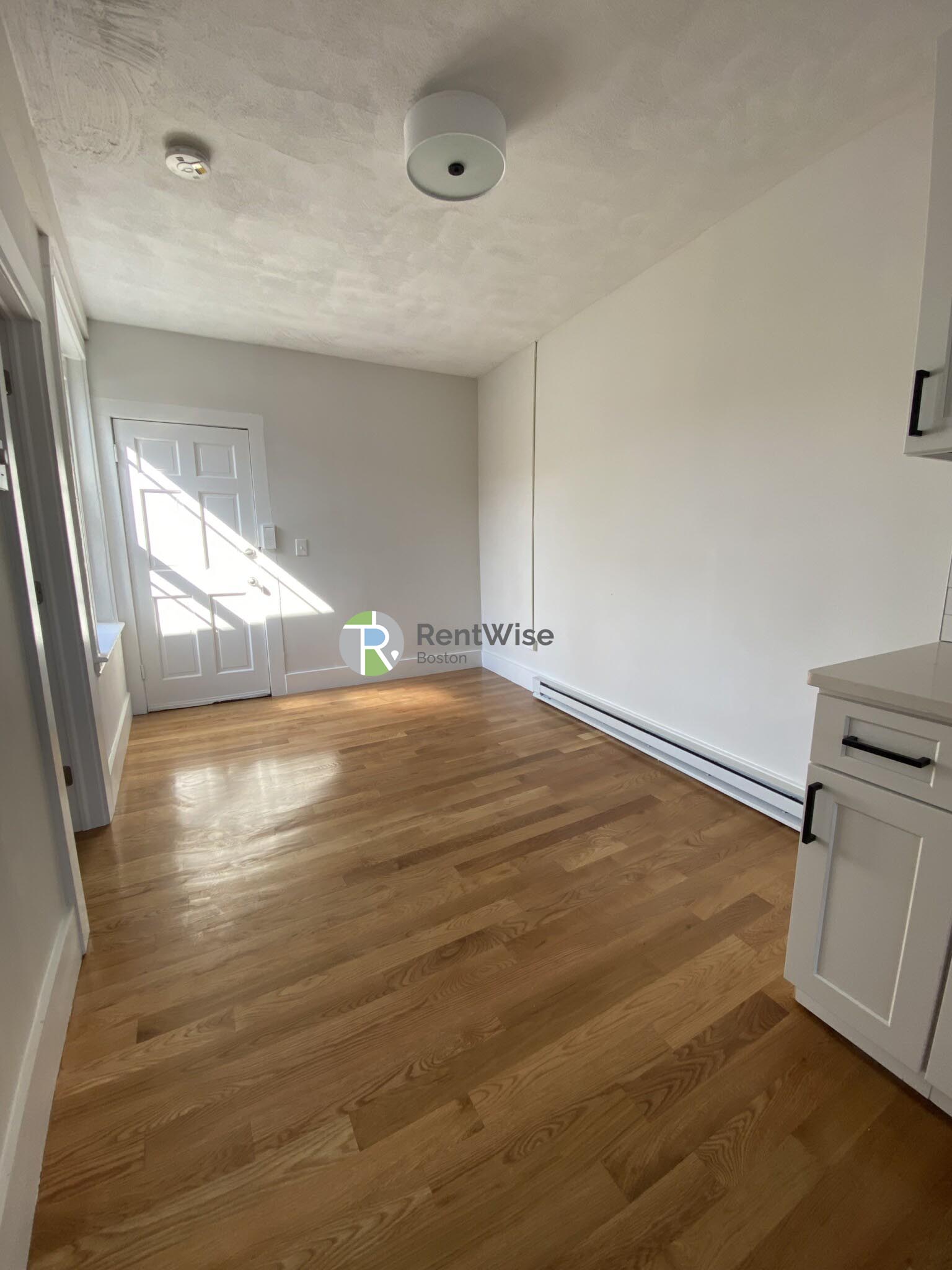 Photo of 152 Salem Street