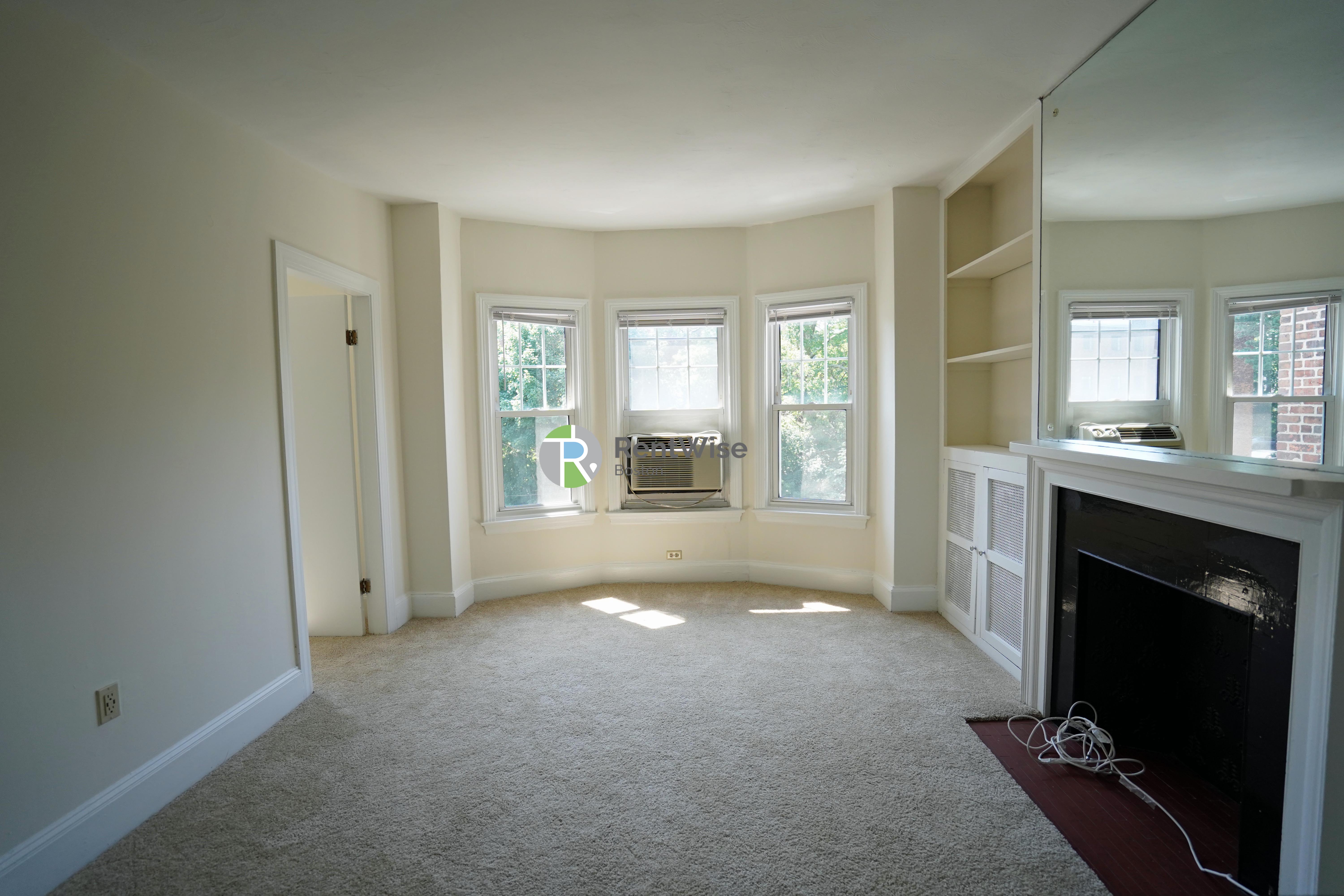 Photo of 1223 Beacon Street