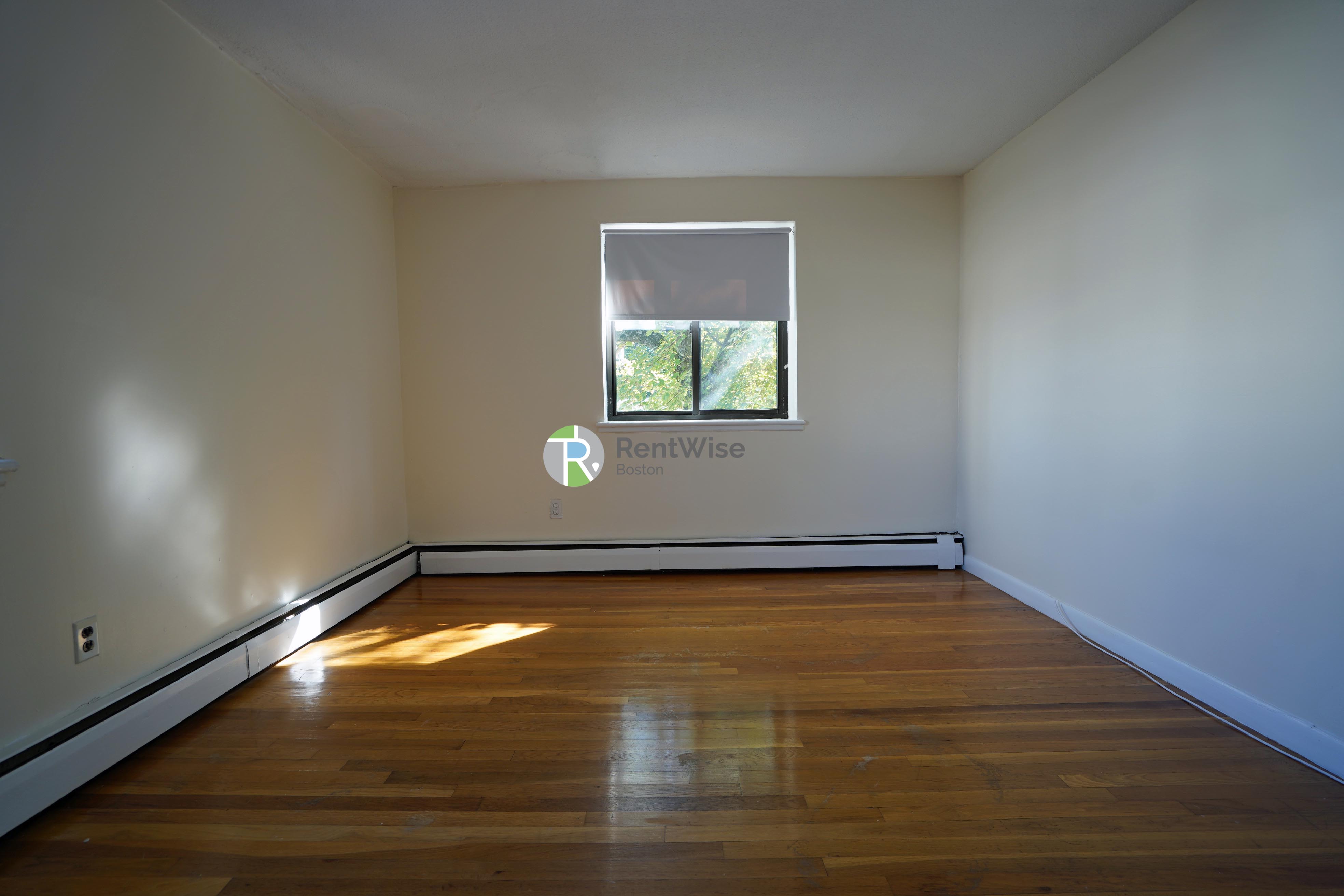 Photo of 122 Dustin Street