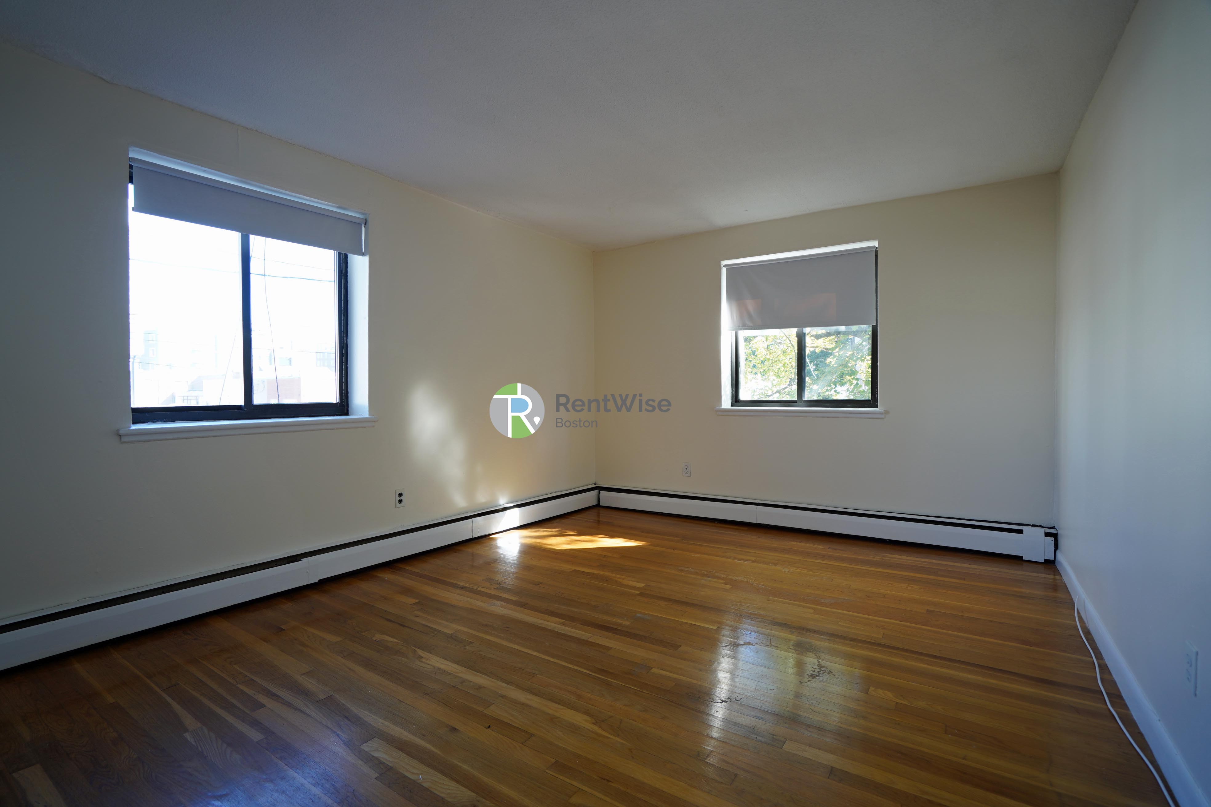 Photo of 122 Dustin Street