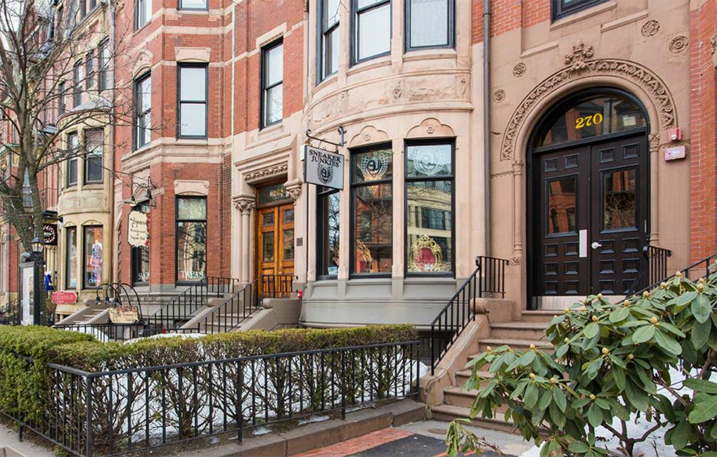 Photo of 270 Newbury Street