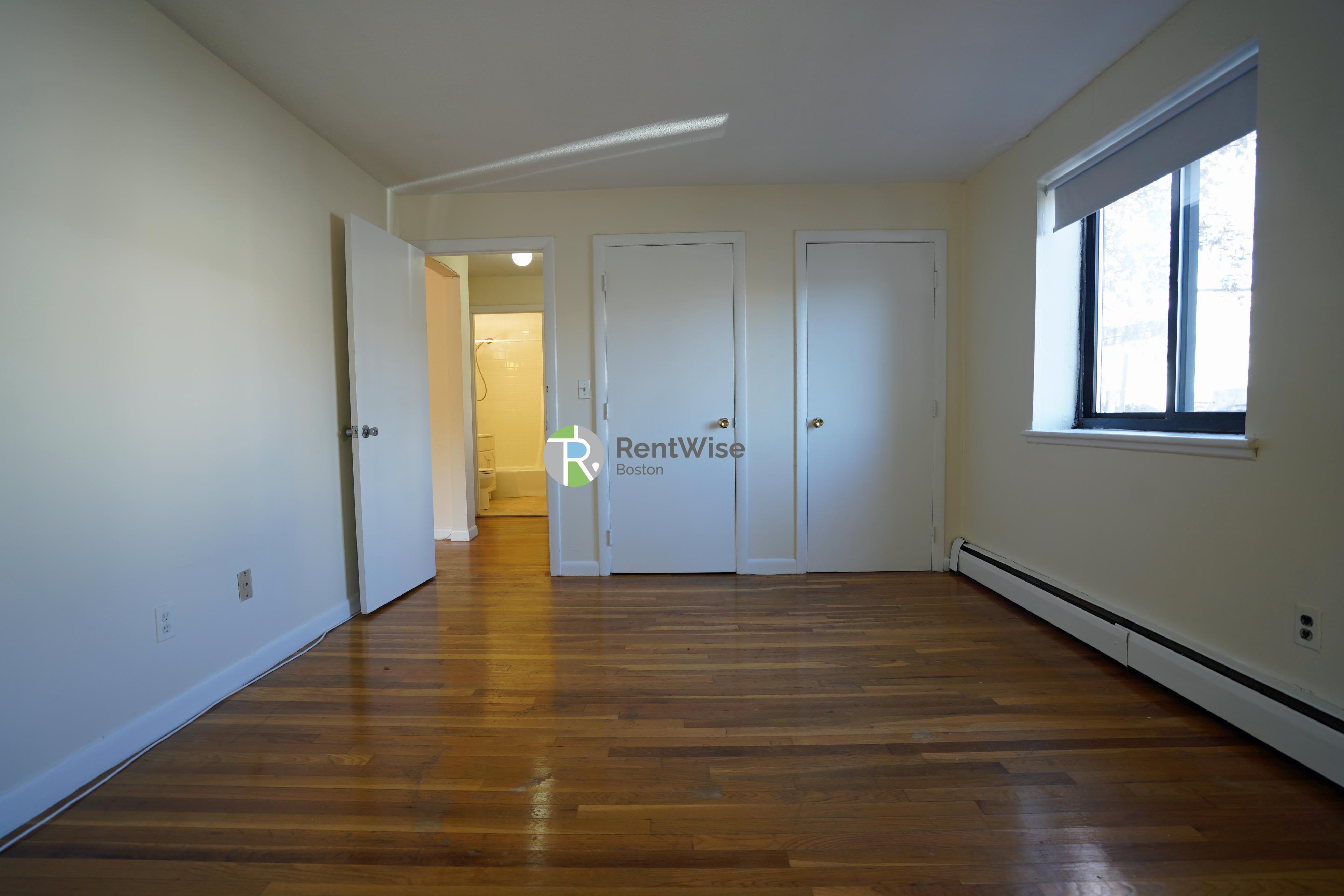 Photo of 122 Dustin Street