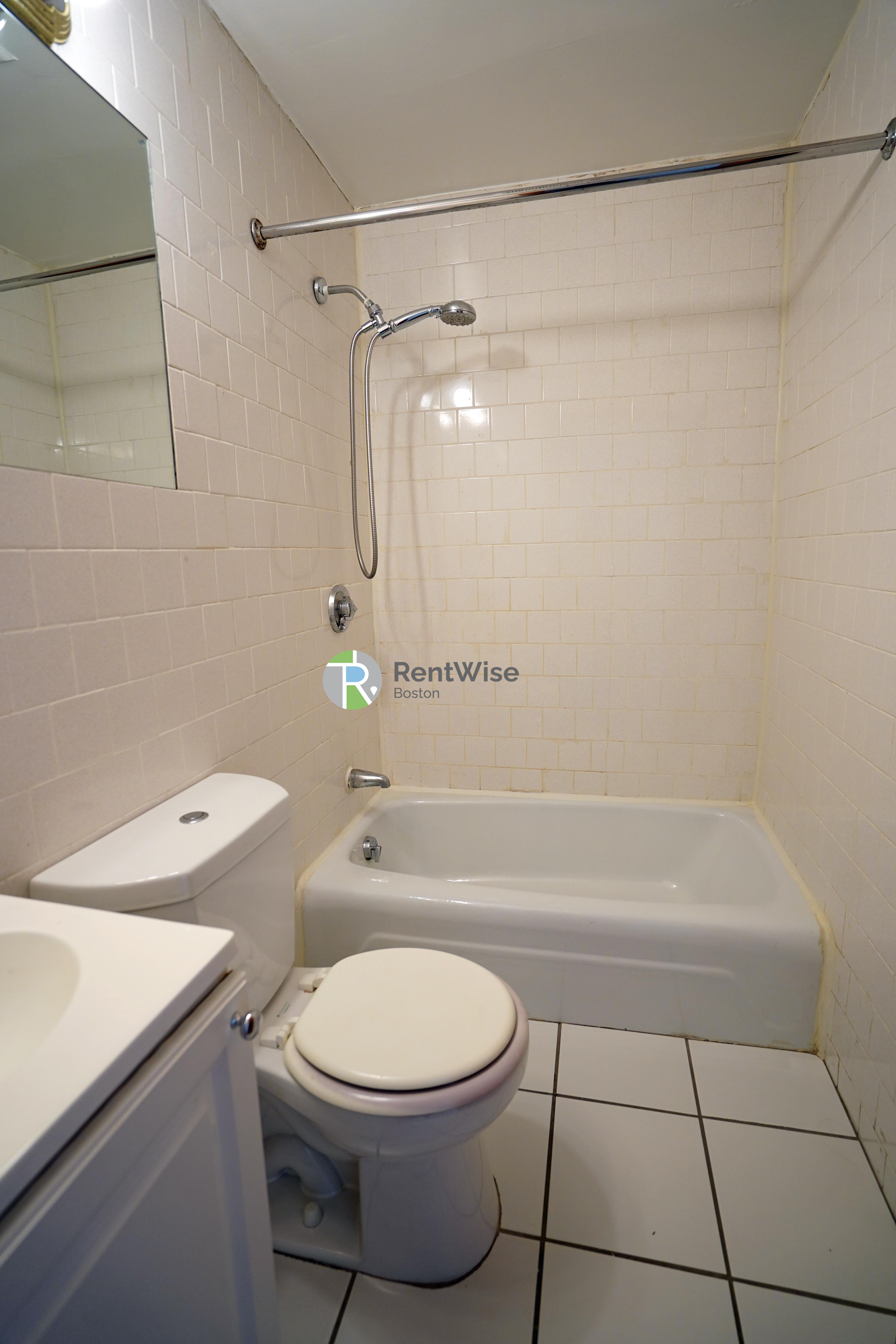 Photo of 1223 Beacon Street