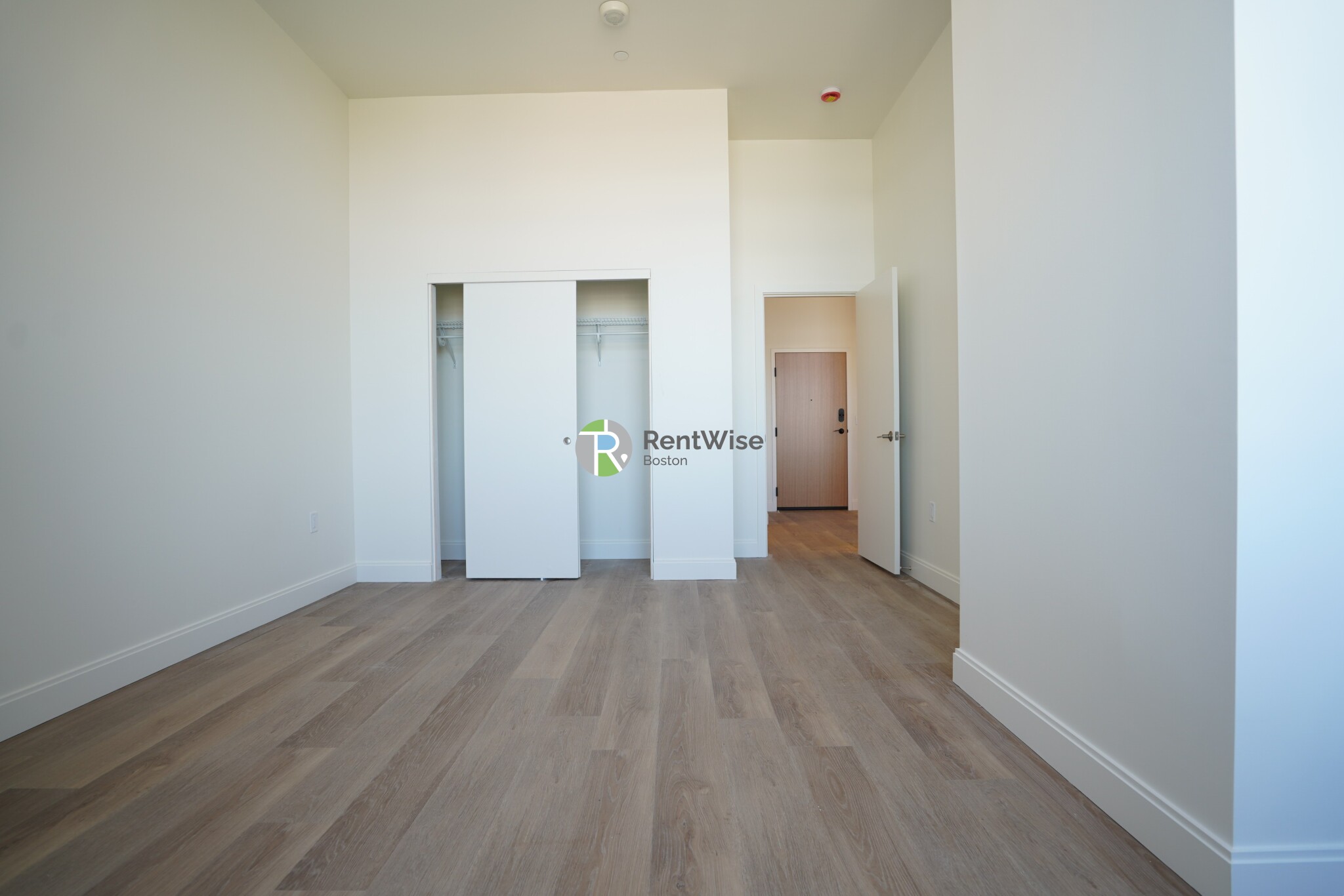 Photo of 1079 Commonwealth Ave (The Atrium)