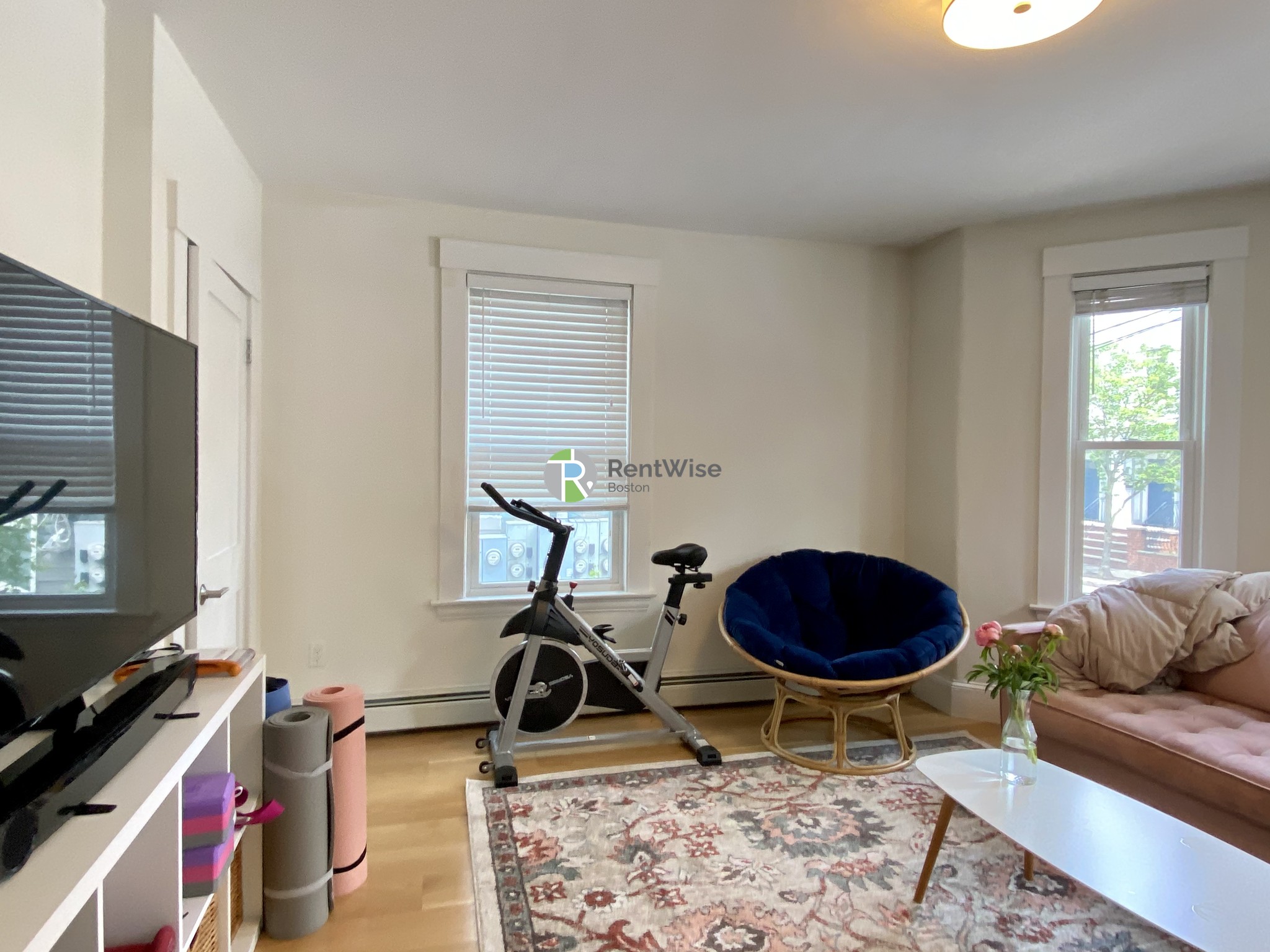 Photo of 319 Columbia St.