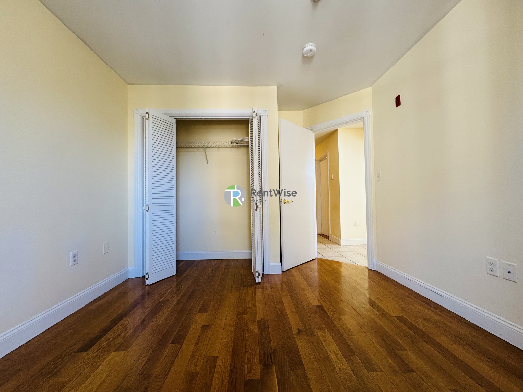 Photo of 90 Westland Avenue